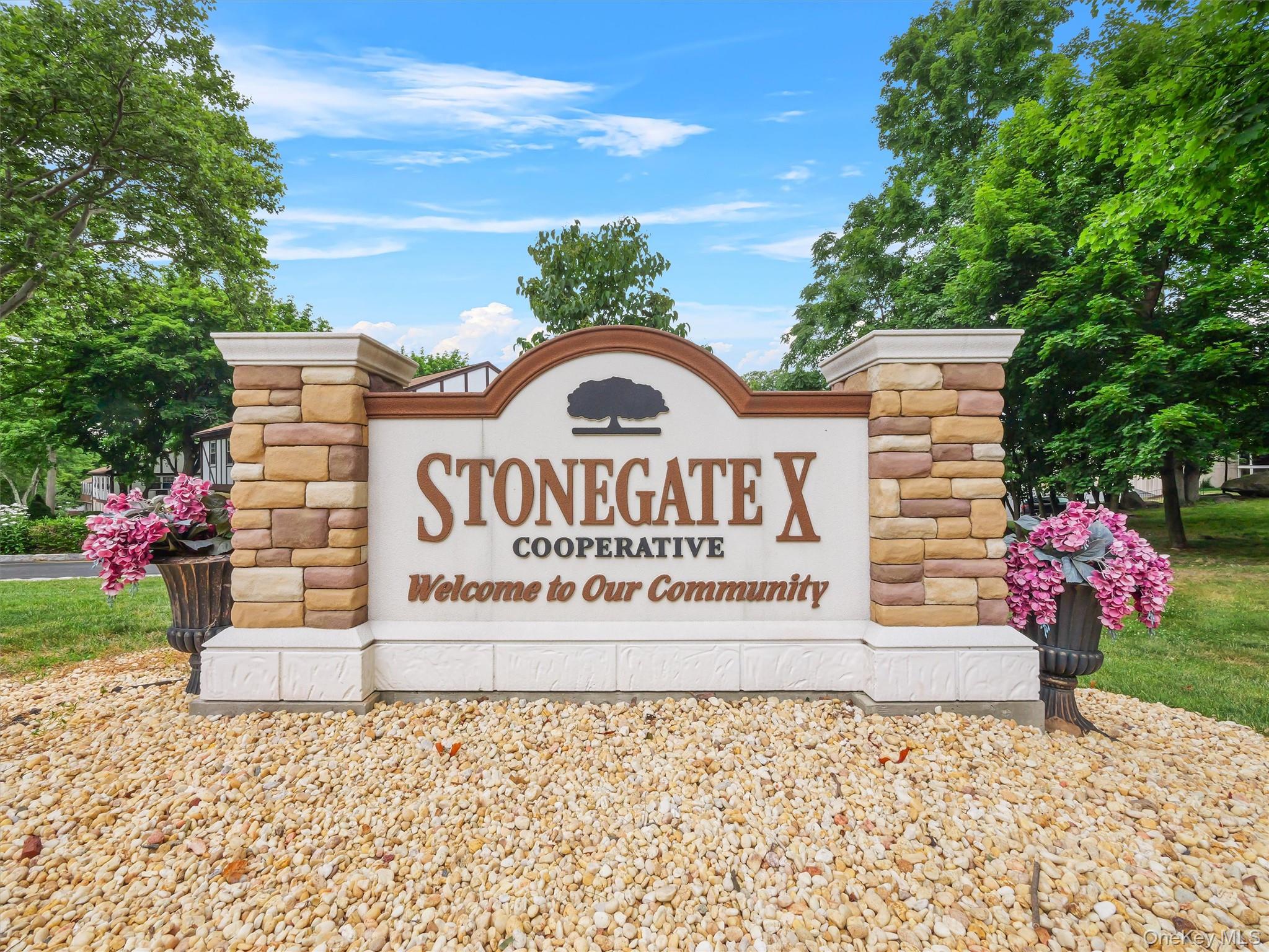 #1 photo, 210 Parkside Drive, Suffern , NY 10901