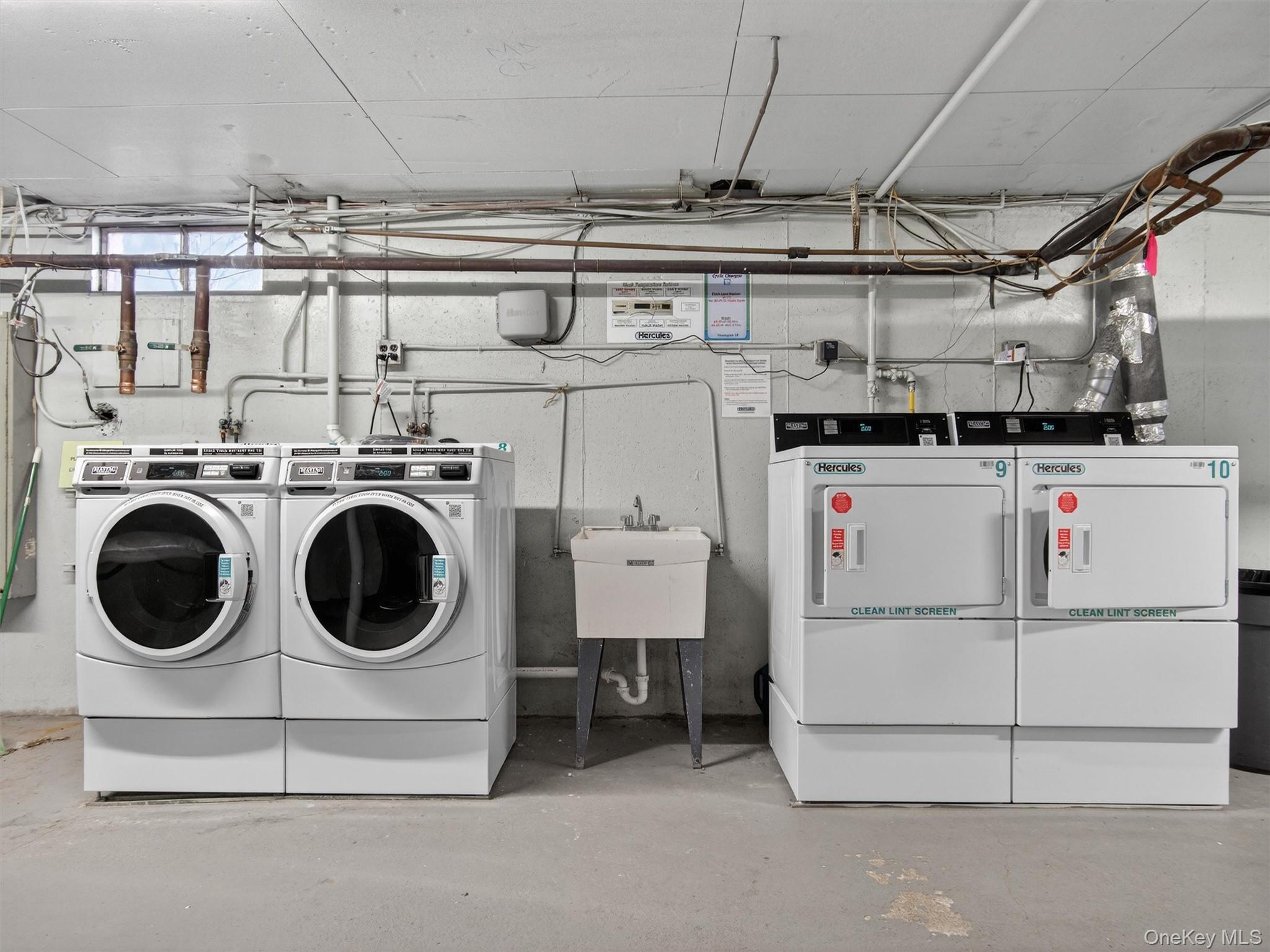 #15 photo, 210 Parkside Drive, Suffern , NY 10901