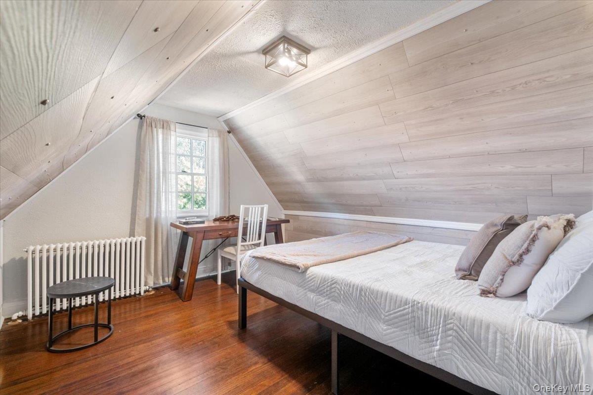 #20 photo, 9 Lockwood Road, Scarsdale , NY 10583