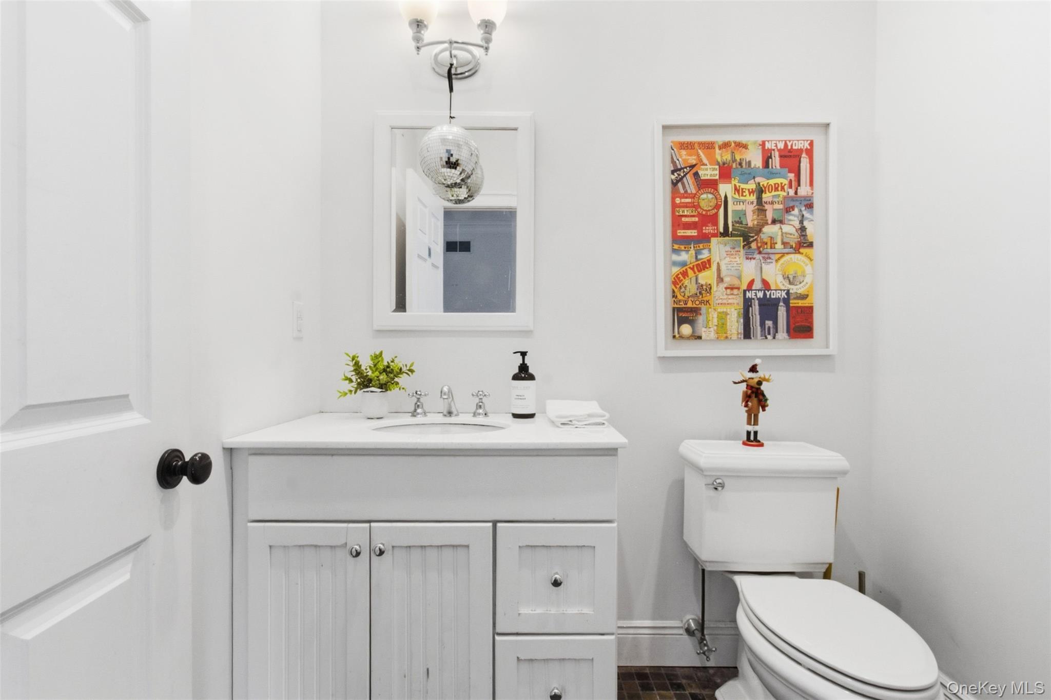 #11 photo, 74 Old Post Lane, Mamaroneck , NY 10543