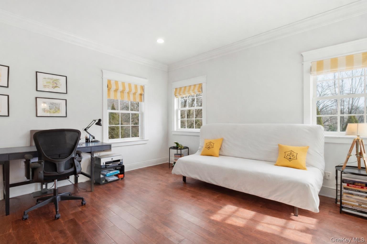 #12 photo, 74 Old Post Lane, Mamaroneck , NY 10543