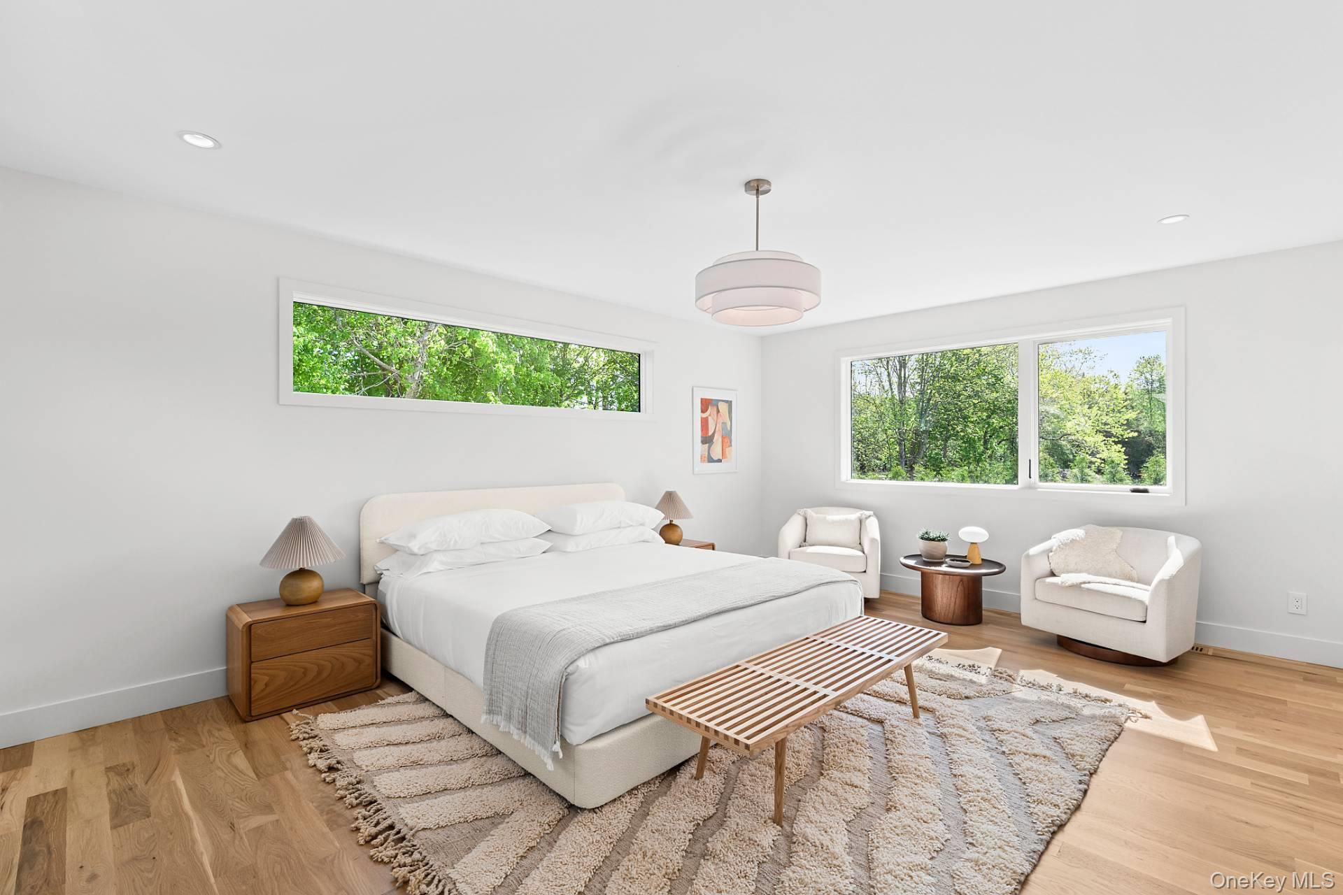 #6 photo, 32 School Street, East Hampton , NY 11937