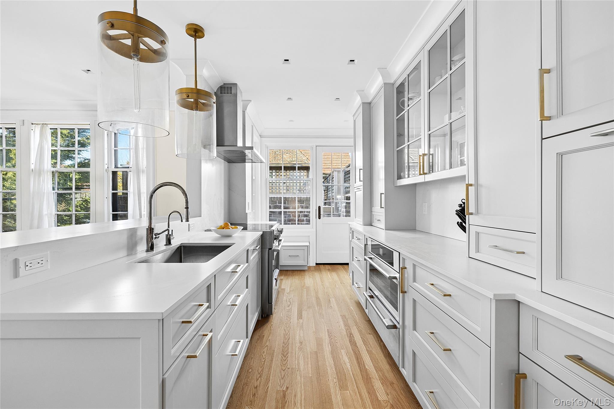 #9 photo, 205 Puritan Avenue, كوينز Forest Hills , NY 11375