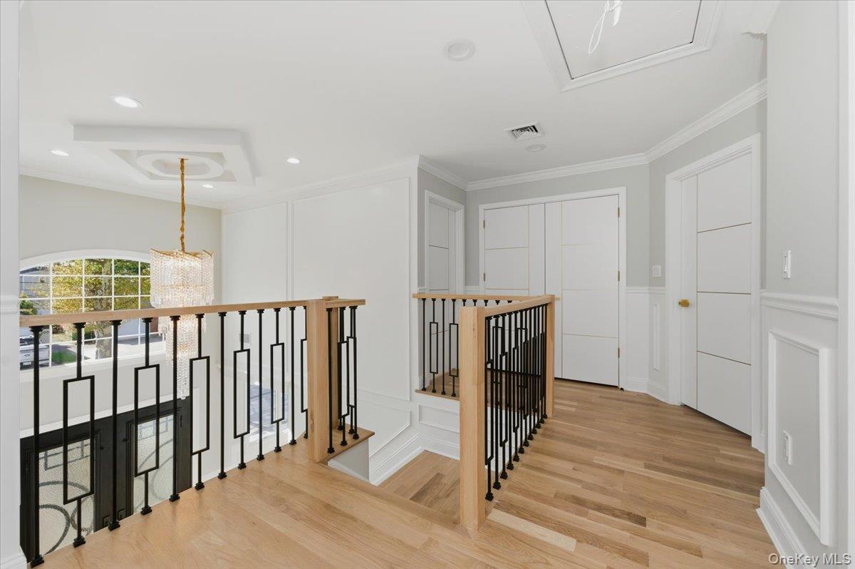 #17 photo, 2235 1st Street, Нассау ‖ East Meadow , NY 11554