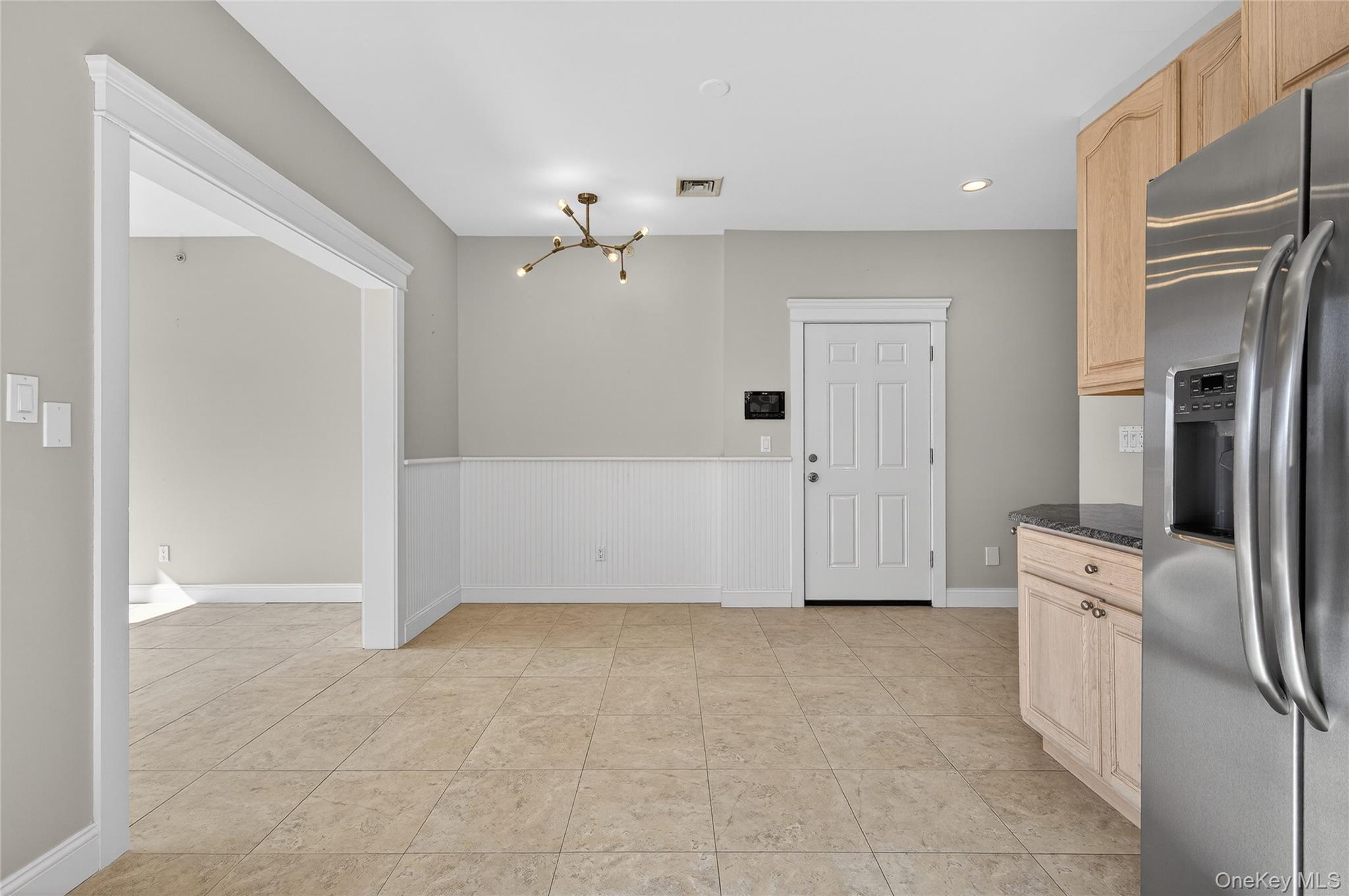 #11 photo, 24 Bayville Avenue, Bayville , NY 11709