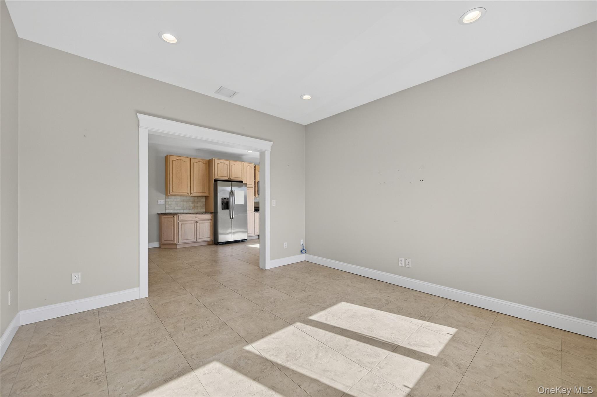 #14 photo, 24 Bayville Avenue, Bayville , NY 11709