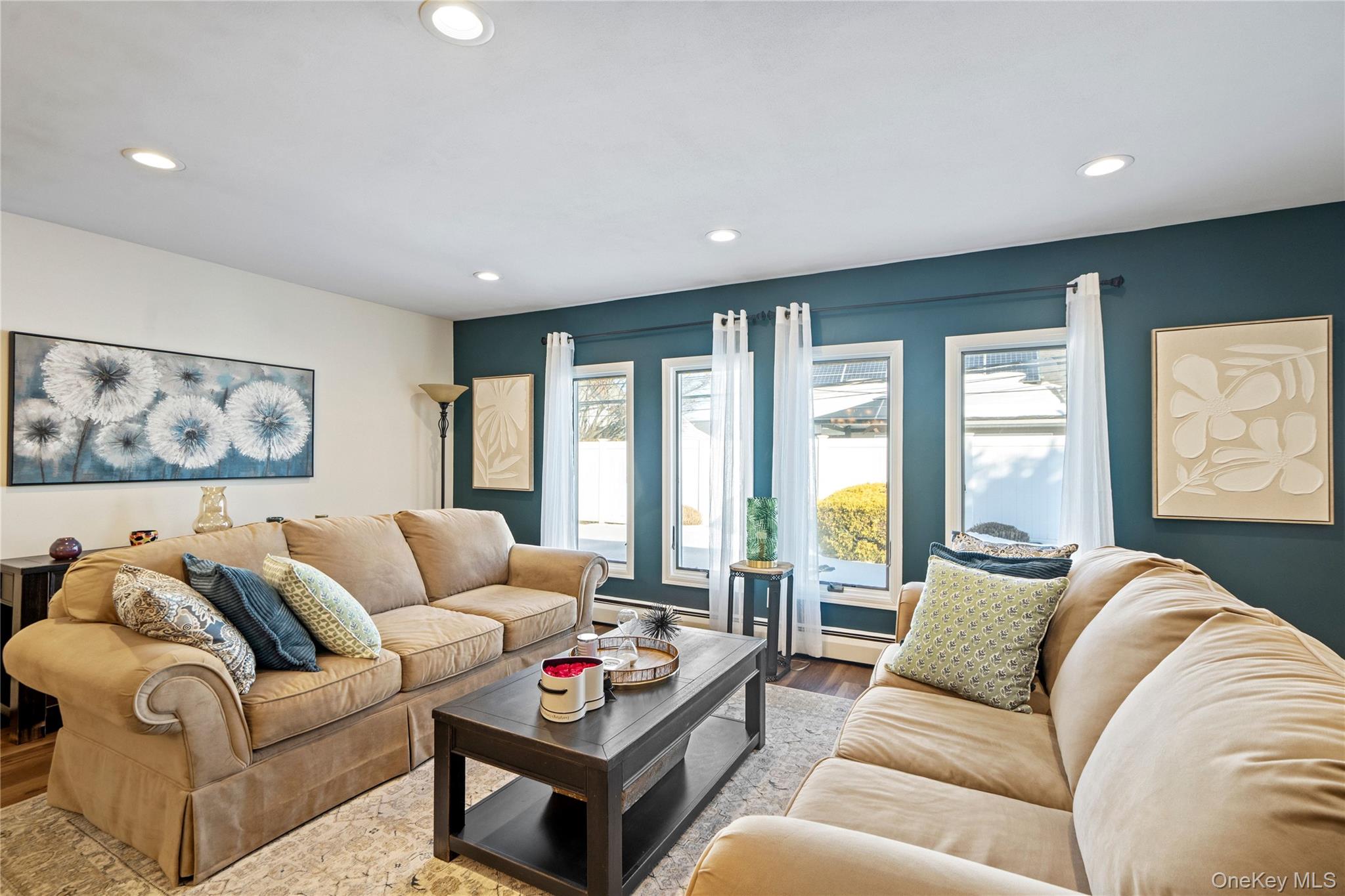 #12 photo, 18 Bridle Lane, ناسو Hicksville , NY 11801