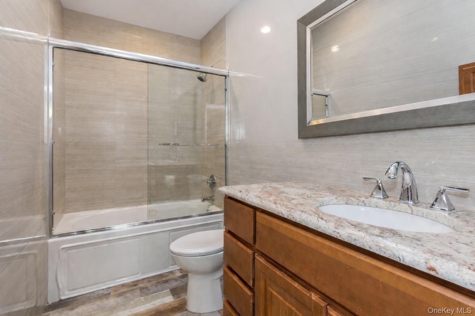 #20 photo, 12 Fowler Lane, सफ़ोक काउंटी Mount Sinai , NY 11766