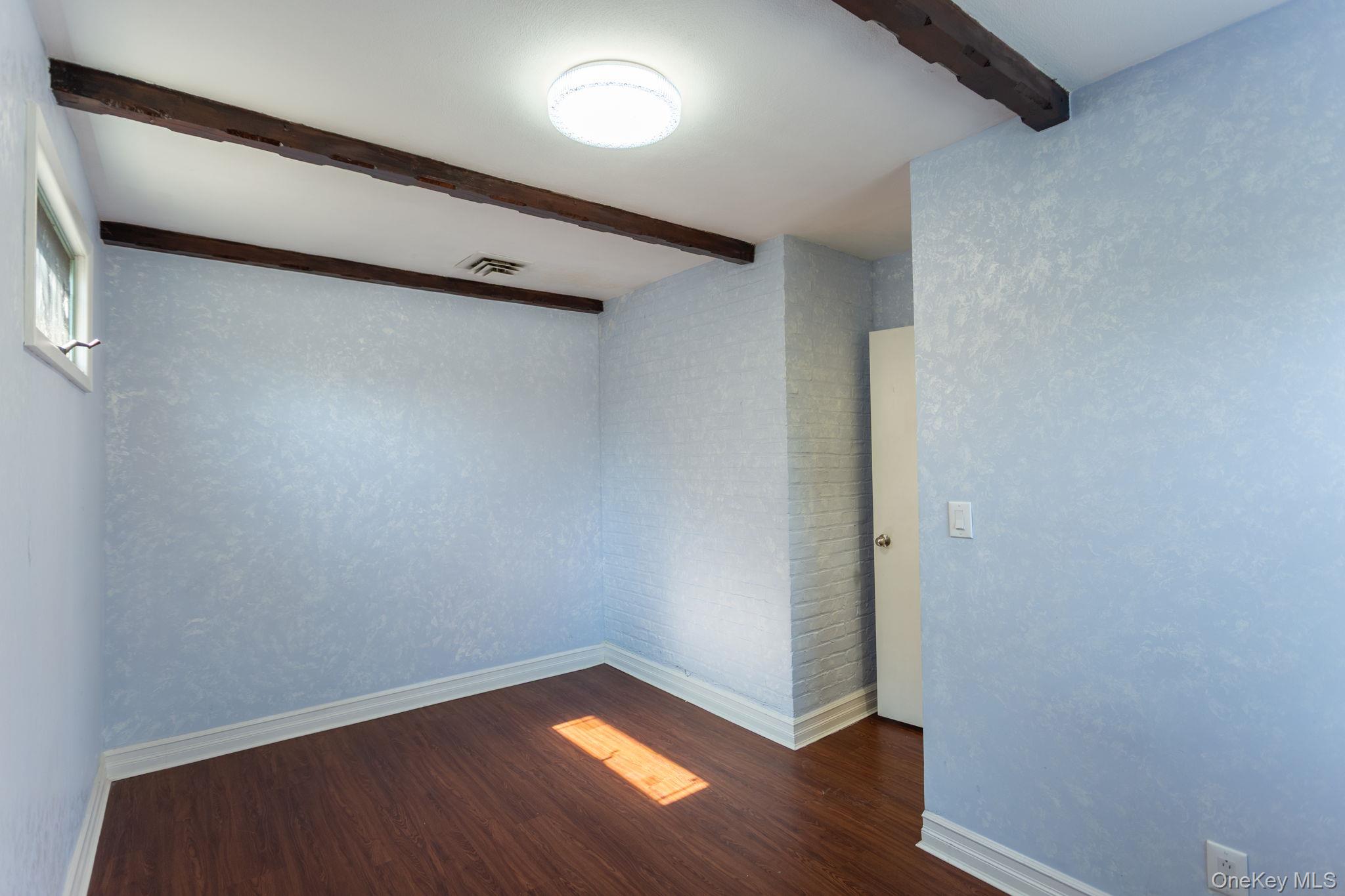 #13 photo, 85-32 213th Street, Hollis Hills , NY 11427