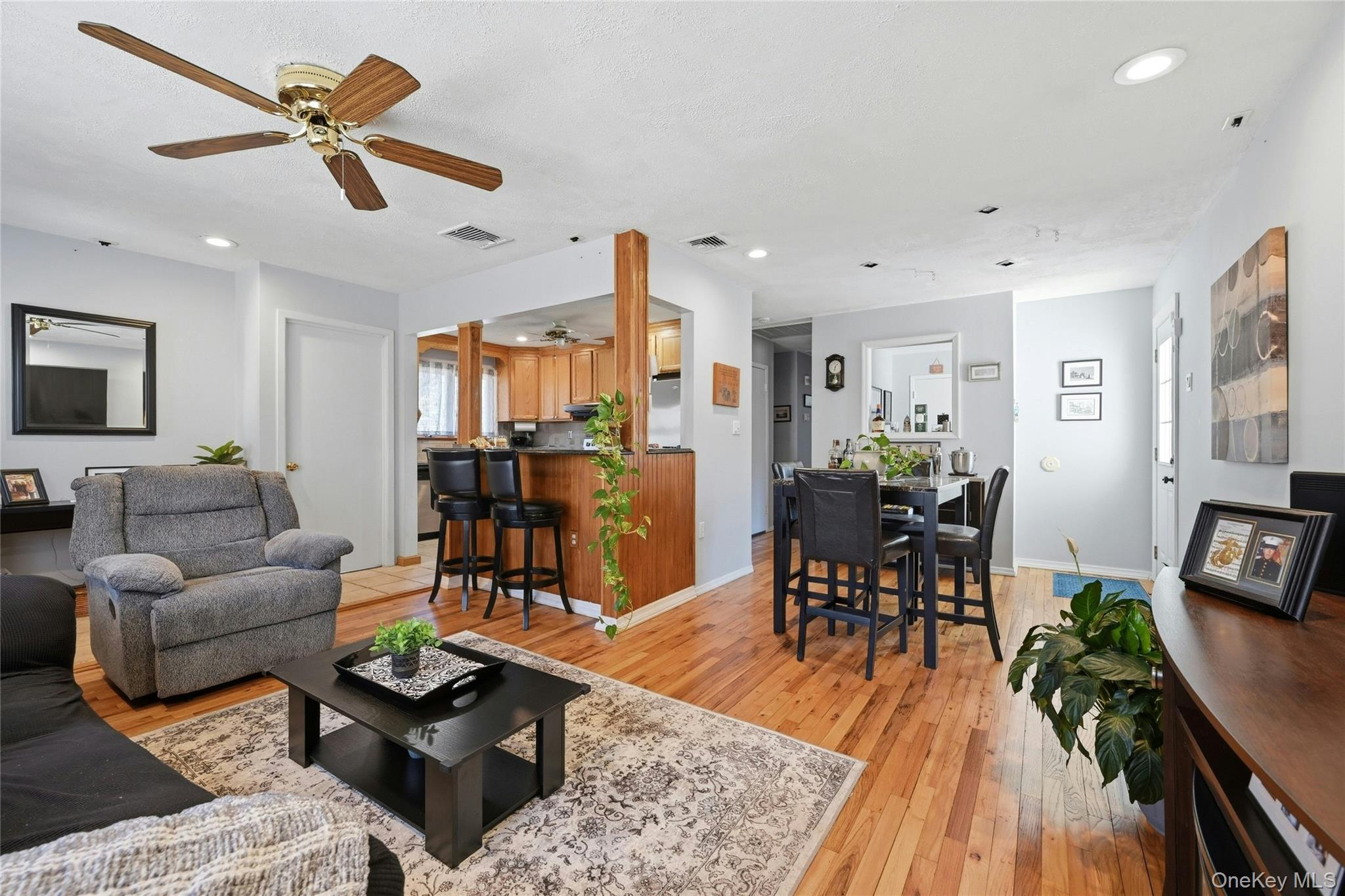 #4 photo, 210 Bellerose Avenue, East Northport , NY 11731