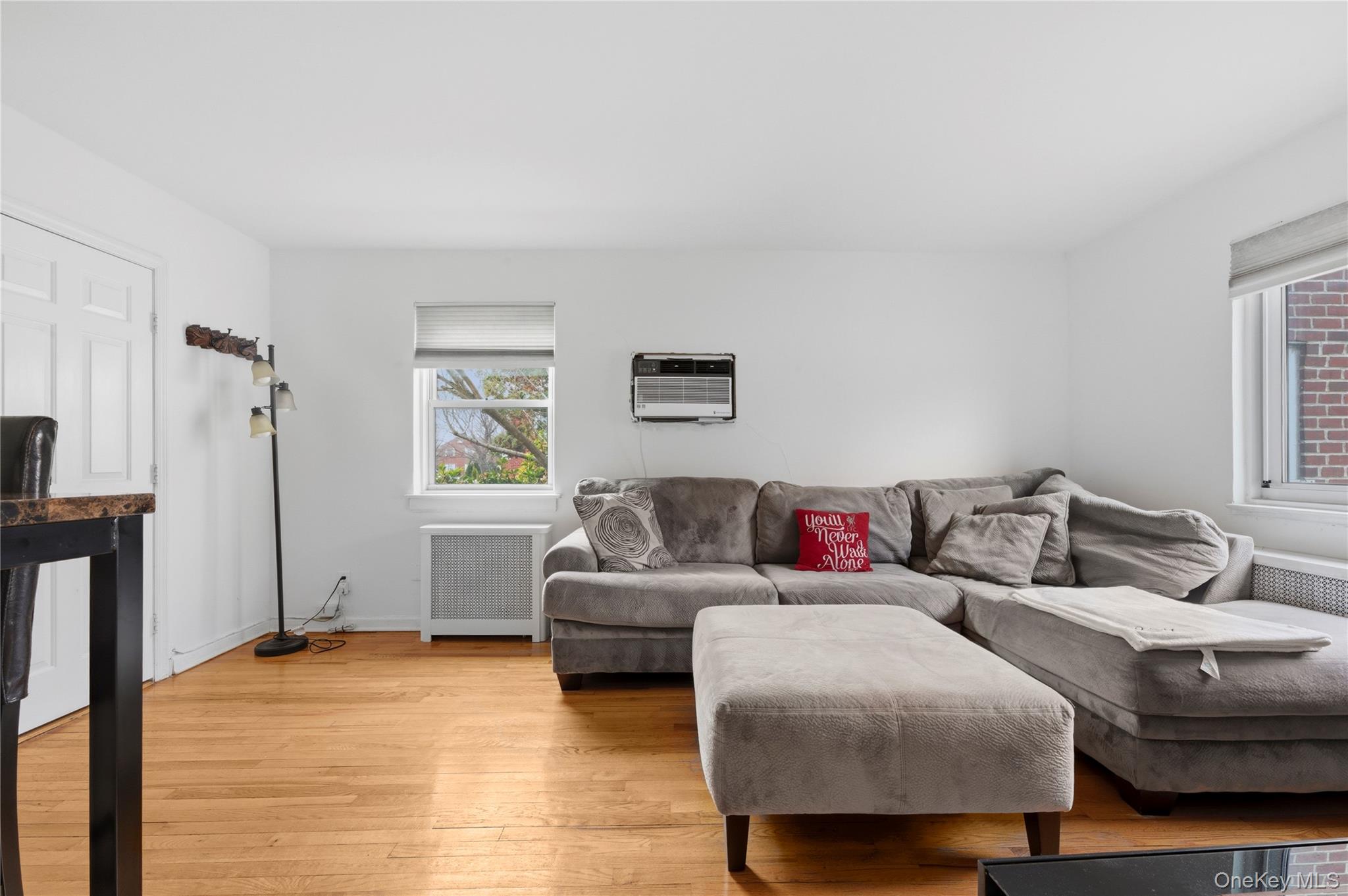 #3 photo, 263-28 73rd Avenue, Glen Oaks , NY 11004