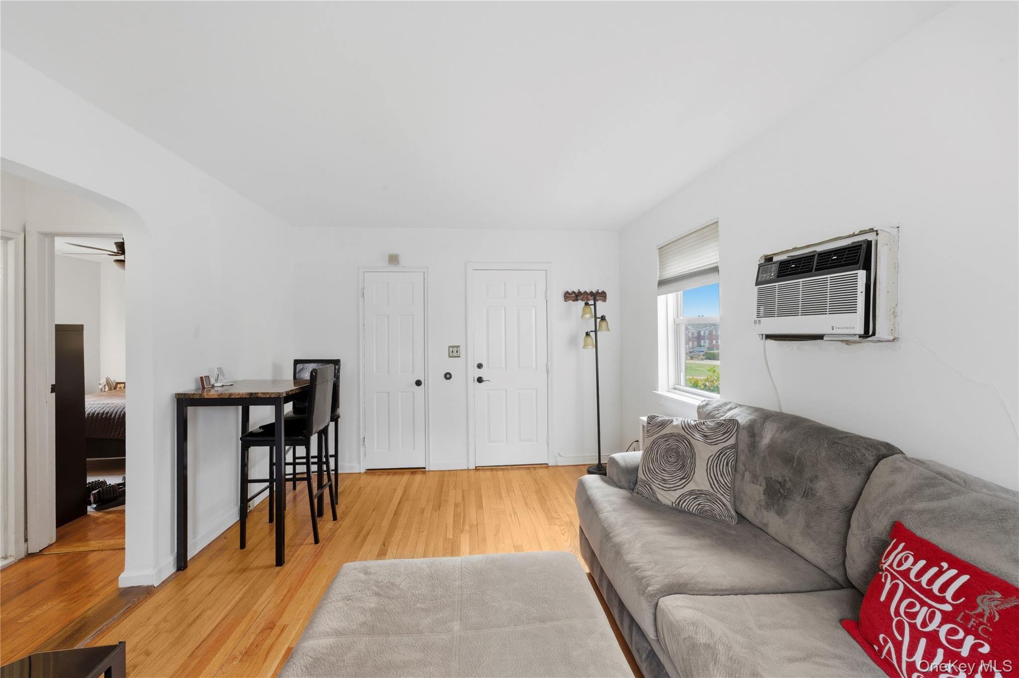 #4 photo, 263-28 73rd Avenue, Glen Oaks , NY 11004