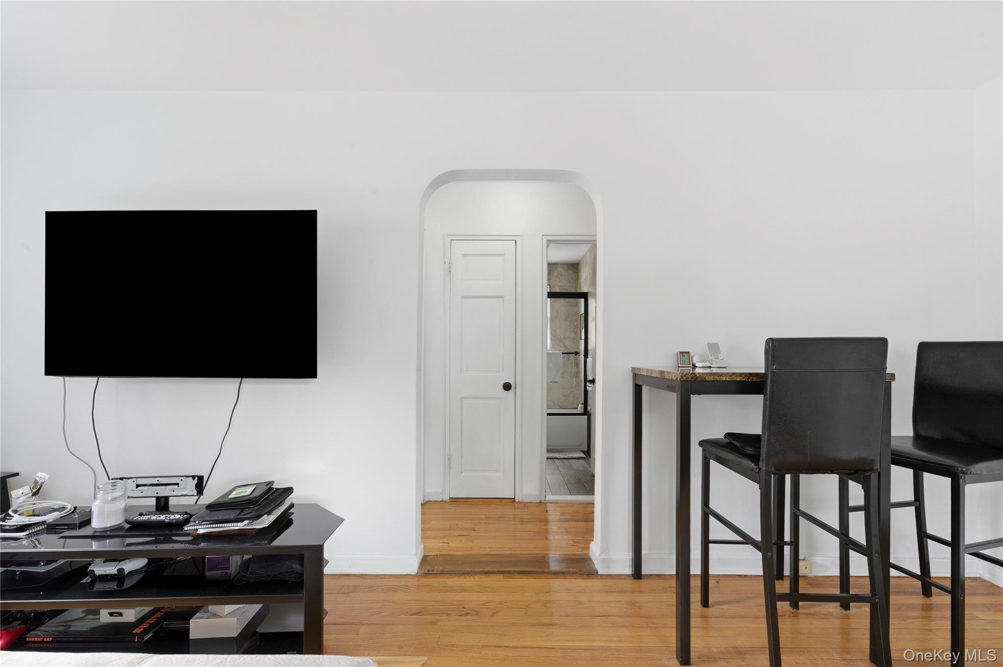 #5 photo, 263-28 73rd Avenue, Glen Oaks , NY 11004