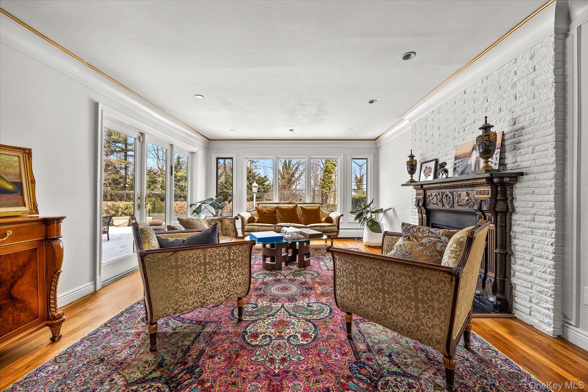 #11 photo, 15 Cricket Lane, Great Neck , NY 11024