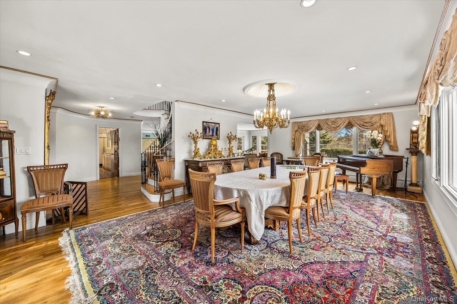 #7 photo, 15 Cricket Lane, Great Neck , NY 11024