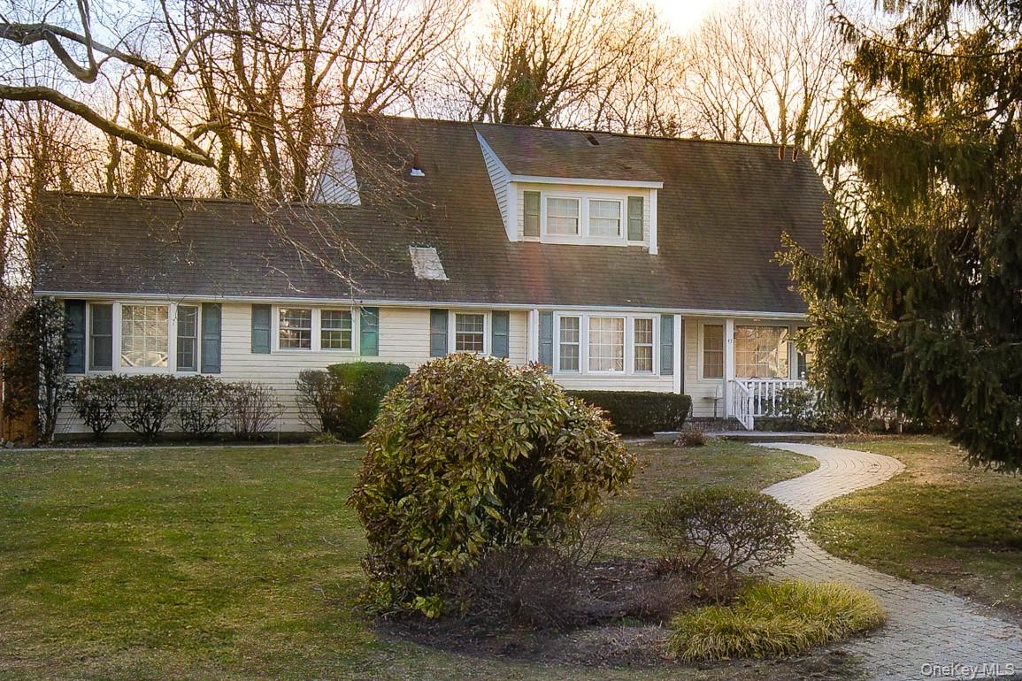 #3 photo, 43 Carnegie Avenue, מחוז סאפוק Huntington , NY 11743