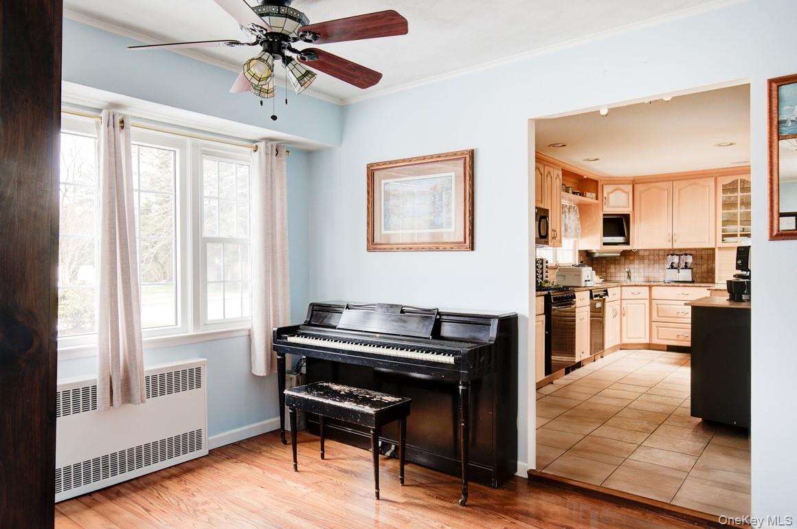 #6 photo, 43 Carnegie Avenue, מחוז סאפוק Huntington , NY 11743