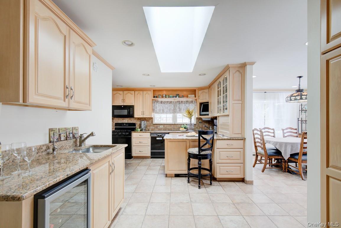 #7 photo, 43 Carnegie Avenue, מחוז סאפוק Huntington , NY 11743