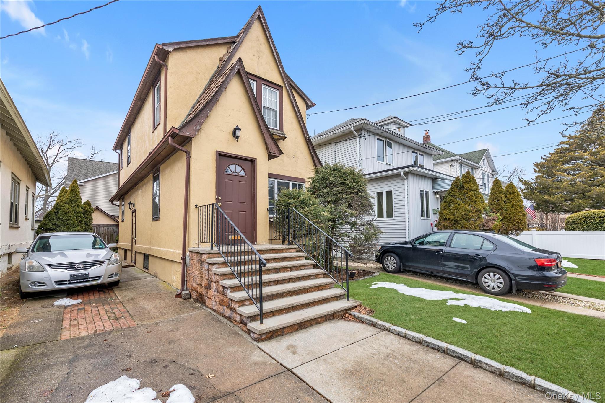 #15 photo, 30 Putnam Avenue, Lynbrook , NY 11563