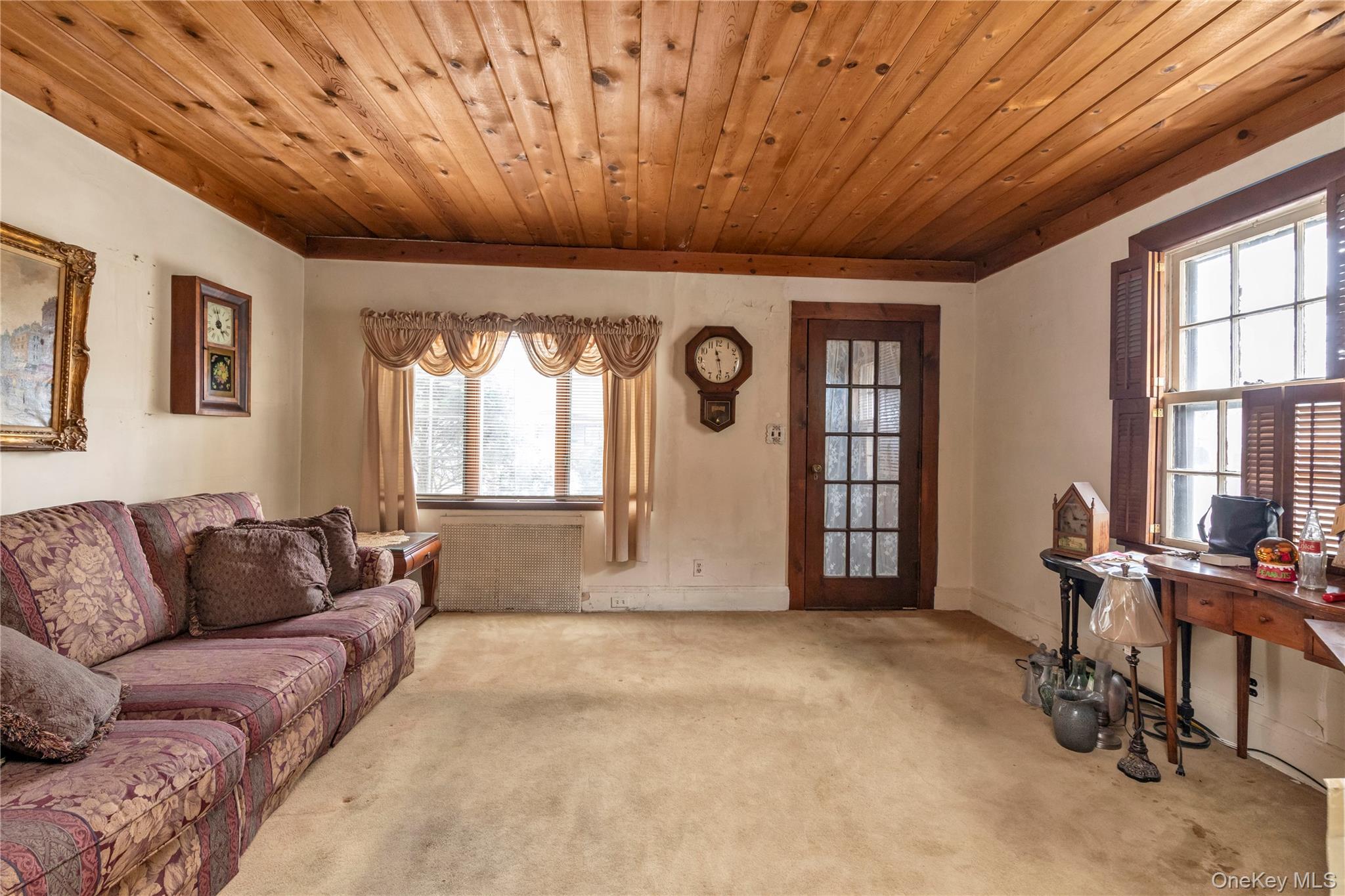 #2 photo, 30 Putnam Avenue, Lynbrook , NY 11563