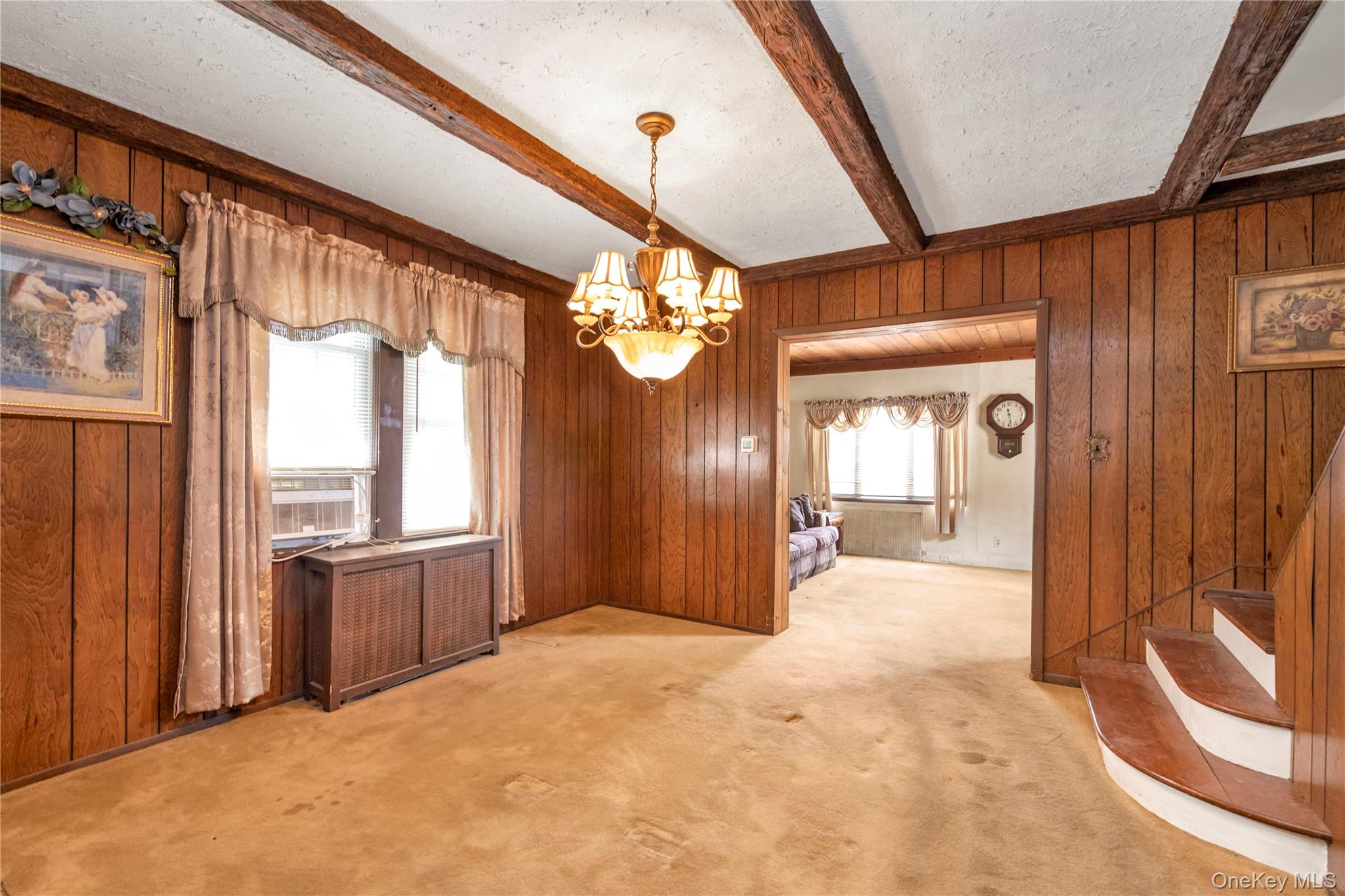 #4 photo, 30 Putnam Avenue, Lynbrook , NY 11563