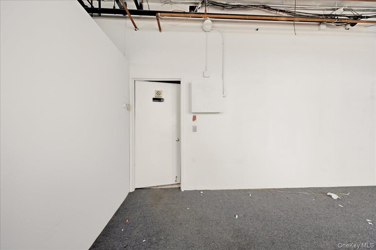 #10 photo, 20 North Avenue, Larchmont , NY 10538