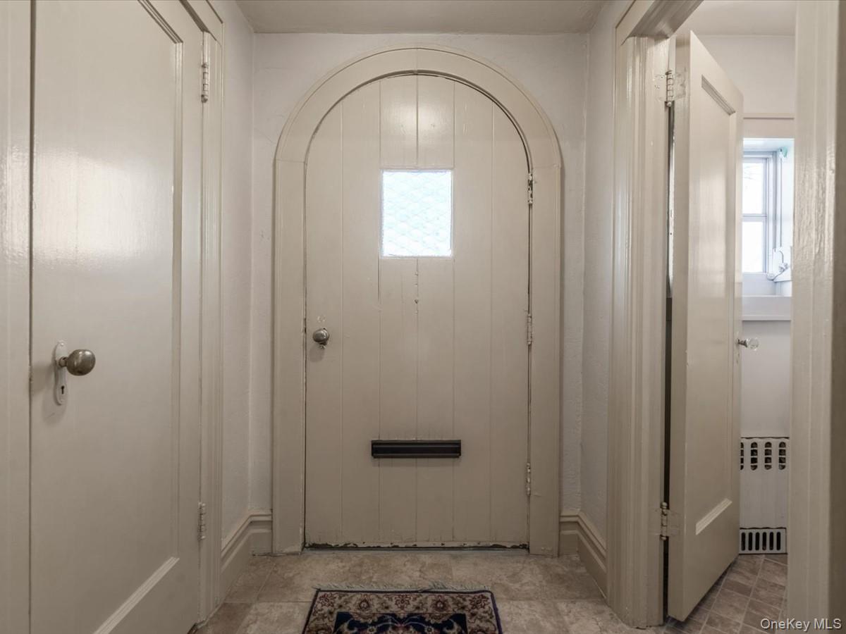 #4 photo, 109 Wickham Road, Garden City , NY 11530