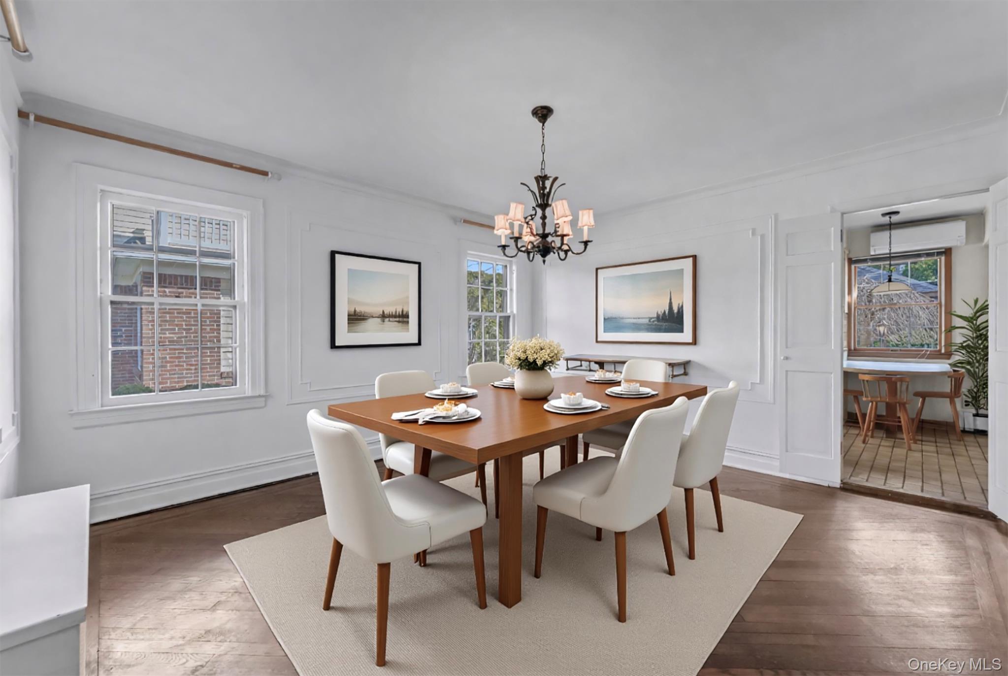 #8 photo, 109 Wickham Road, Garden City , NY 11530