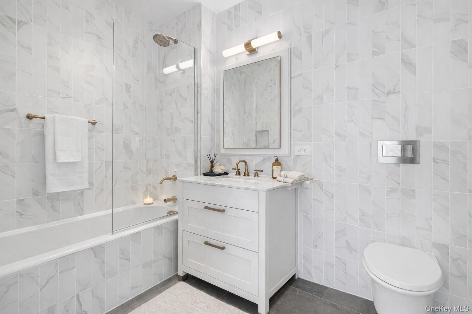 #4 photo, 107-06 Queens Boulevard, Forest Hills , NY 11375