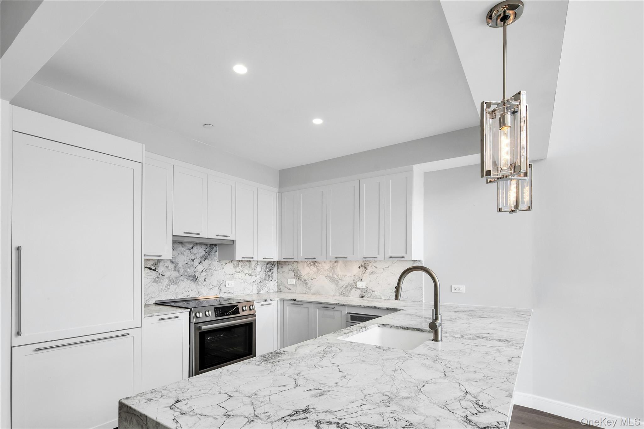 #9 photo, 107-06 Queens Boulevard, Forest Hills , NY 11375