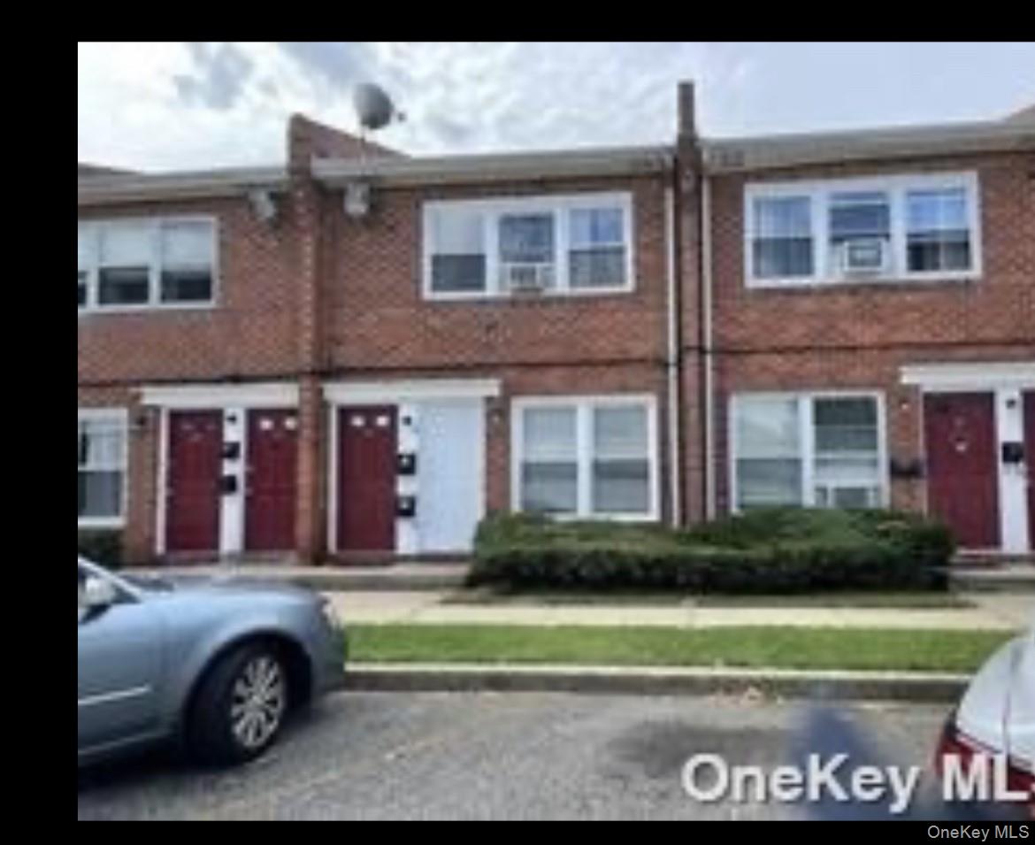 #1 photo, 680 Evelyn Avenue, East Meadow , NY 11554