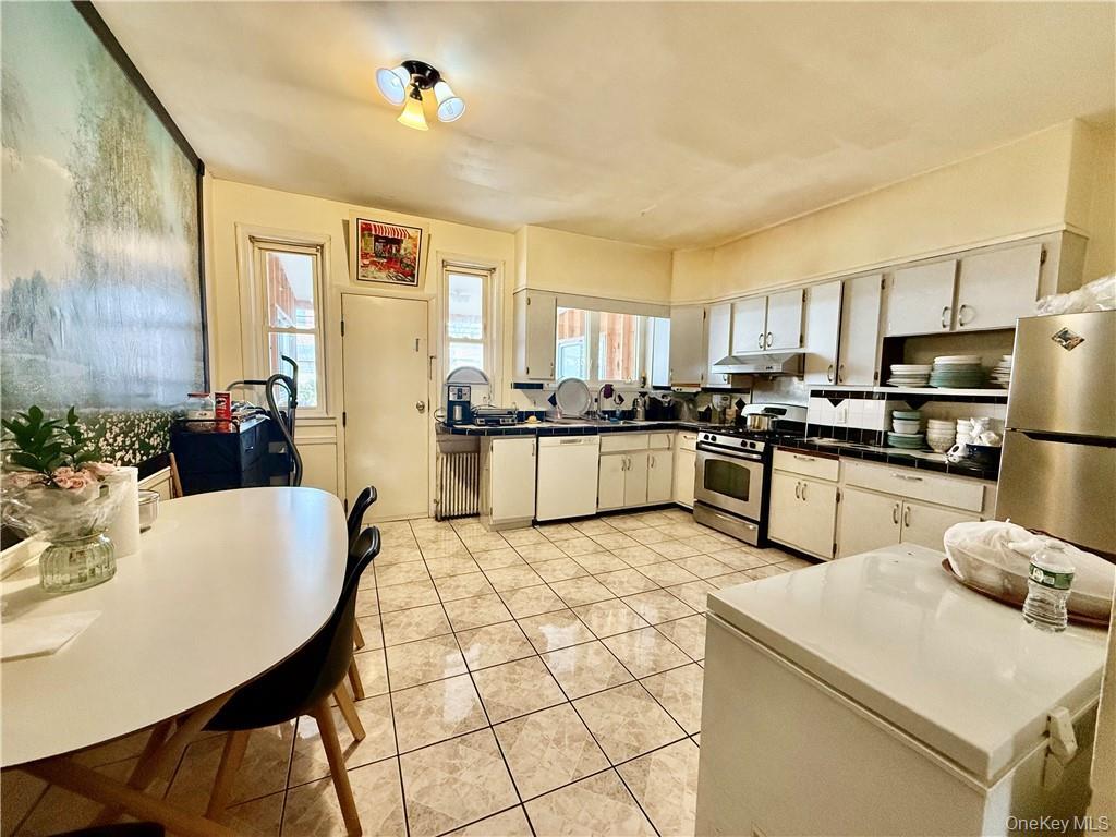 #2 photo, 2277 E 28th Street, Бруклин ‖ Brooklyn , NY 11229