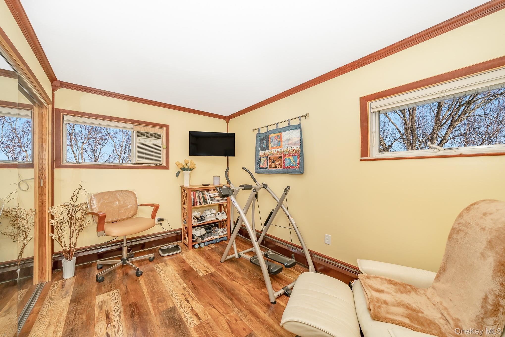 #13 photo, 44 Disc Lane, Wantagh , NY 11793