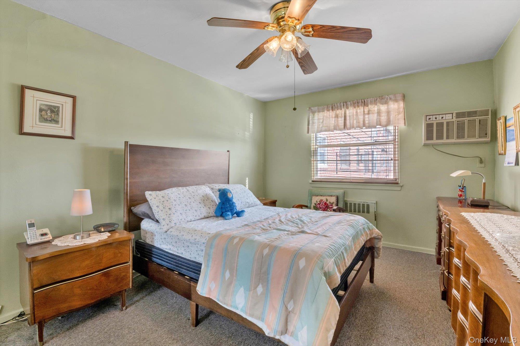 #7 photo, 8105 268th Street, New Hyde Park , NY 11040