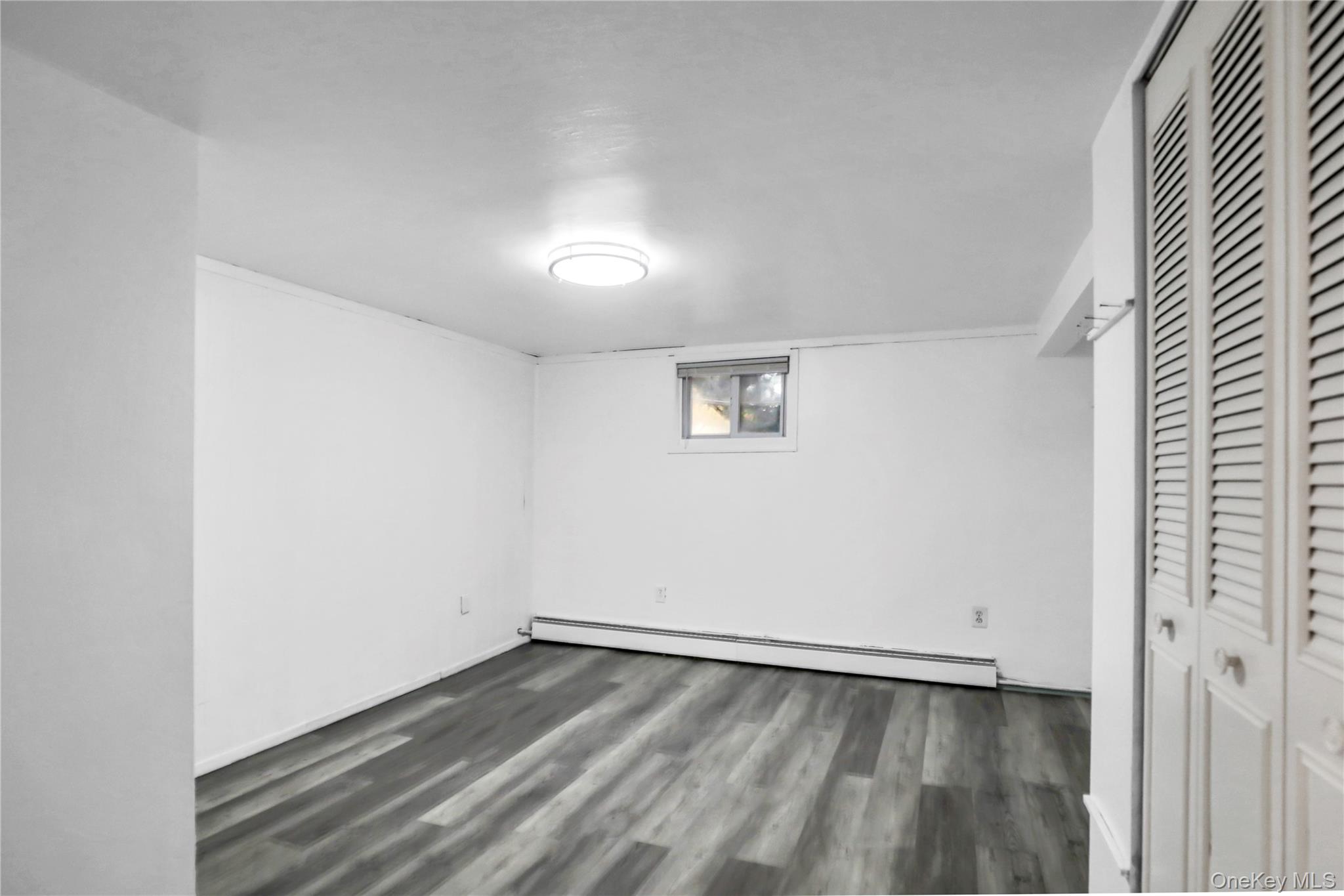 #20 photo, 11 Broadway, سوفولك Ronkonkoma , NY 11779