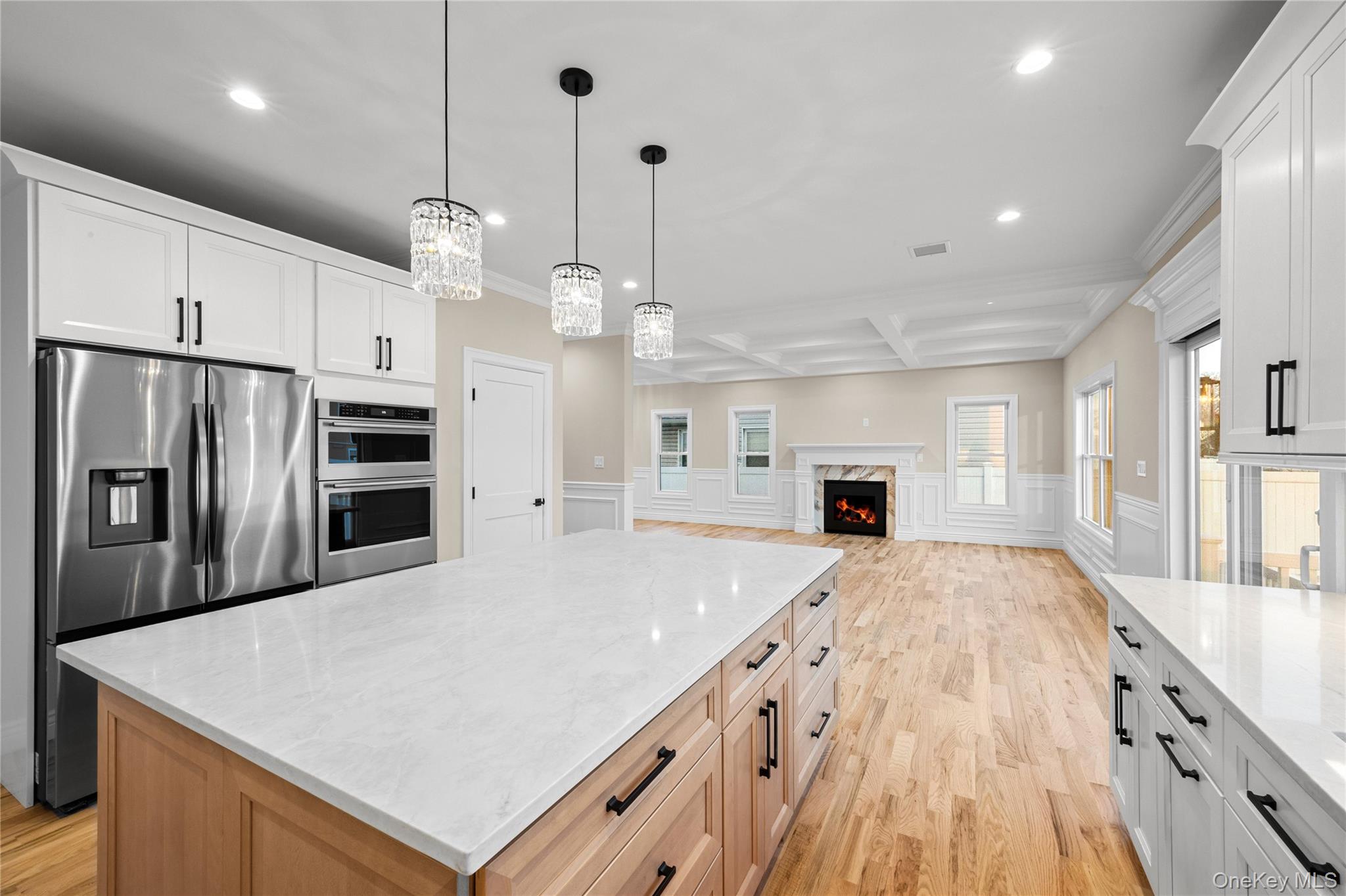 #11 photo, 3860 Hudson Avenue, 長島 Seaford , NY 11783