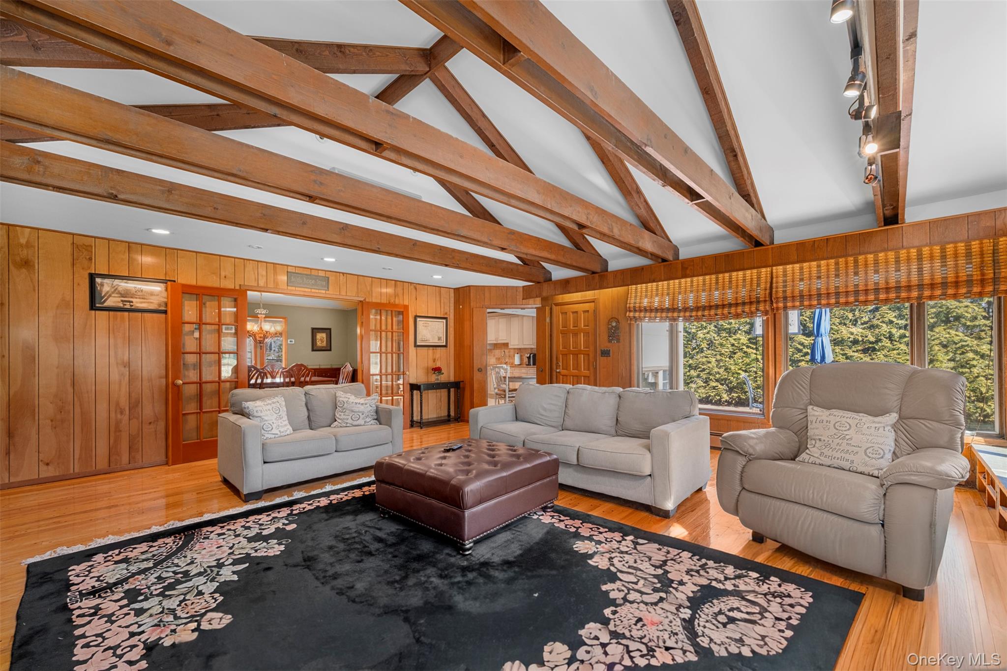 #14 photo, 22 Ravine Road, Great Neck , NY 11023