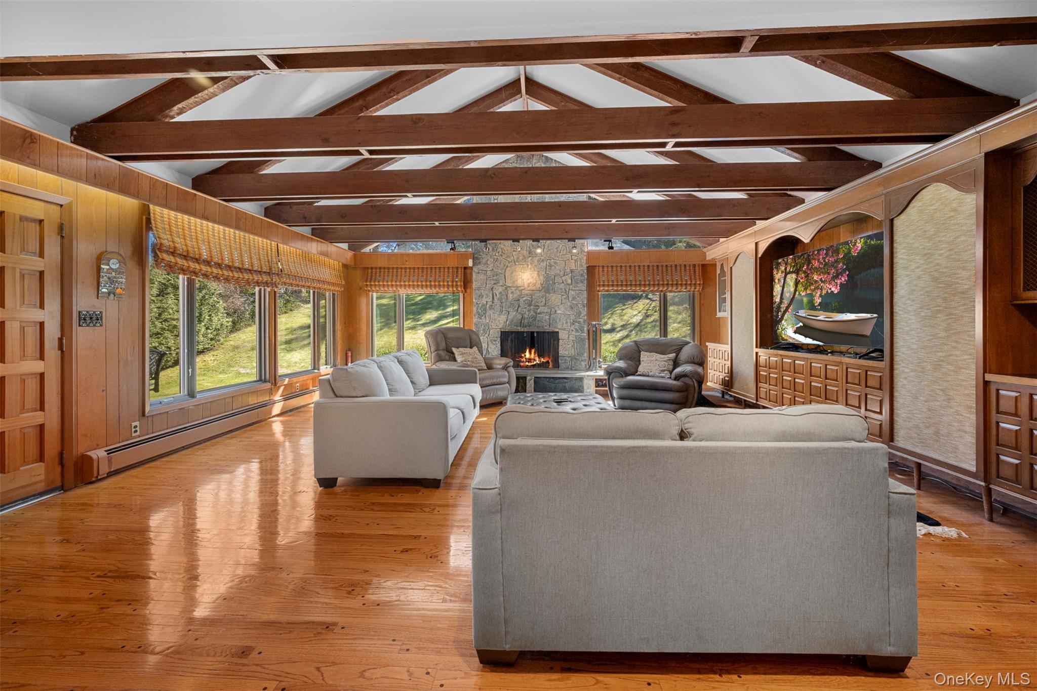 #15 photo, 22 Ravine Road, Great Neck , NY 11023