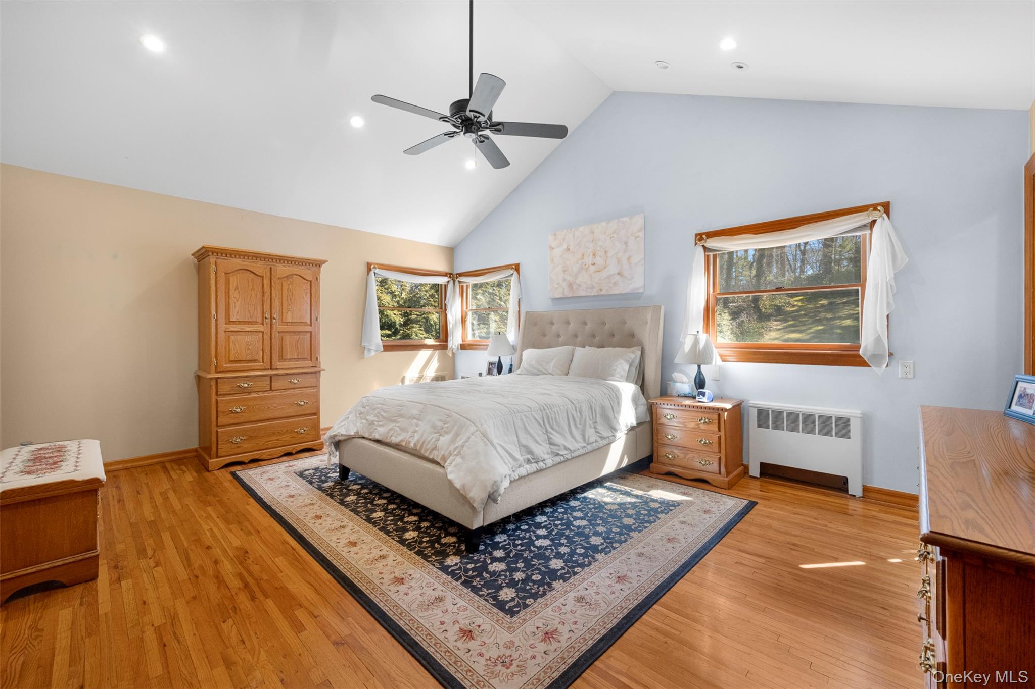 #16 photo, 22 Ravine Road, Great Neck , NY 11023