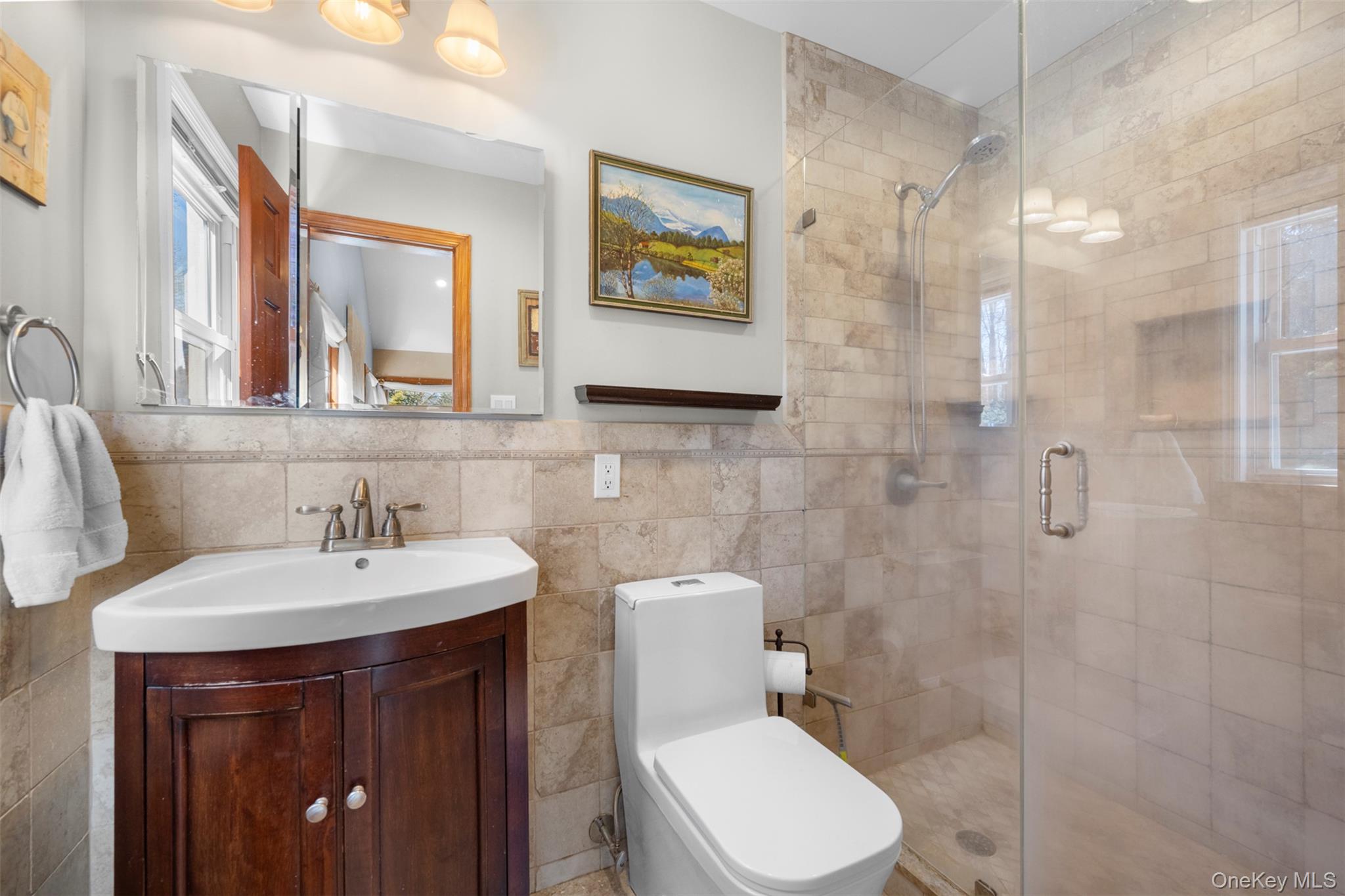 #19 photo, 22 Ravine Road, Great Neck , NY 11023