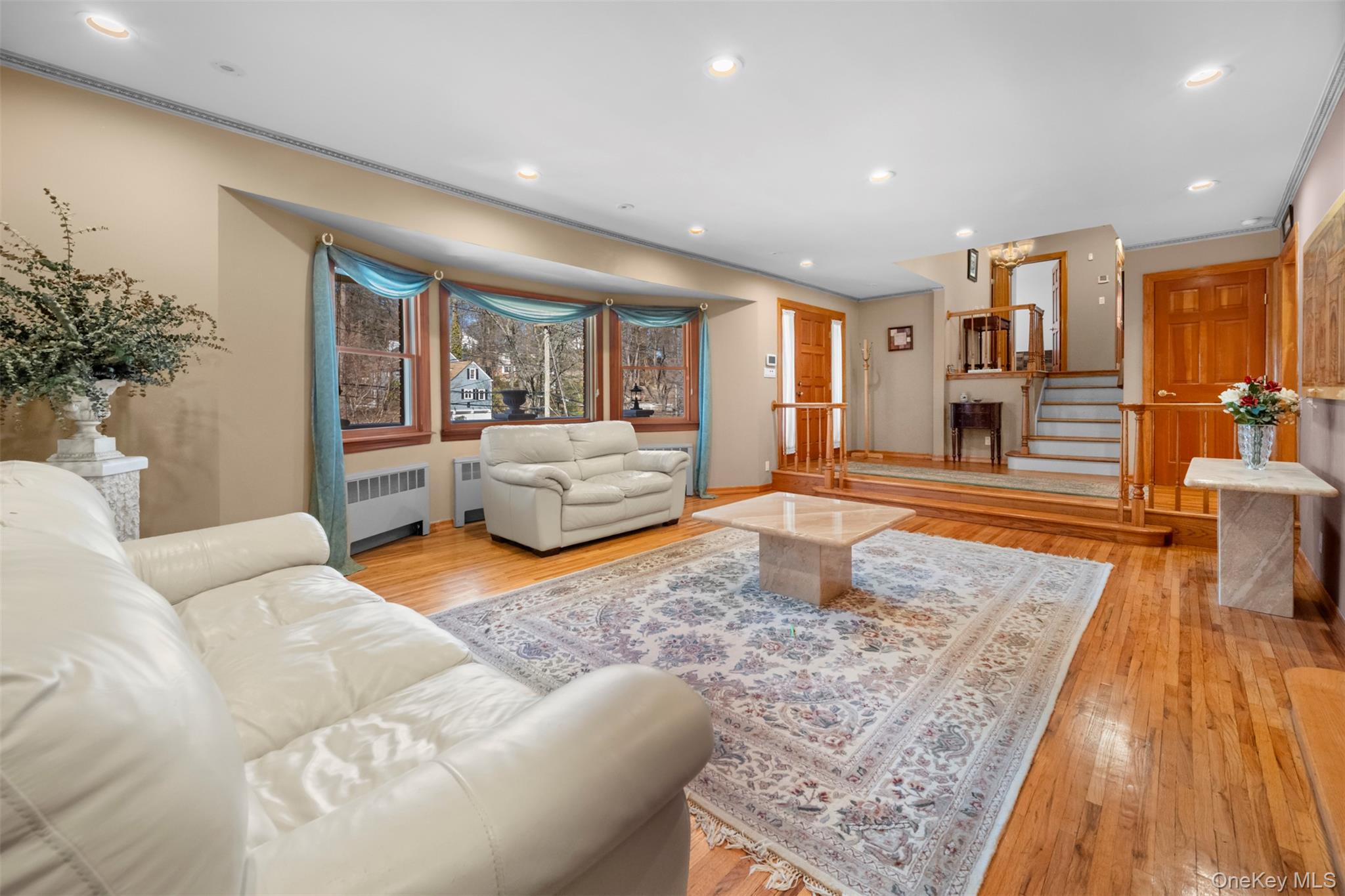 #3 photo, 22 Ravine Road, Great Neck , NY 11023