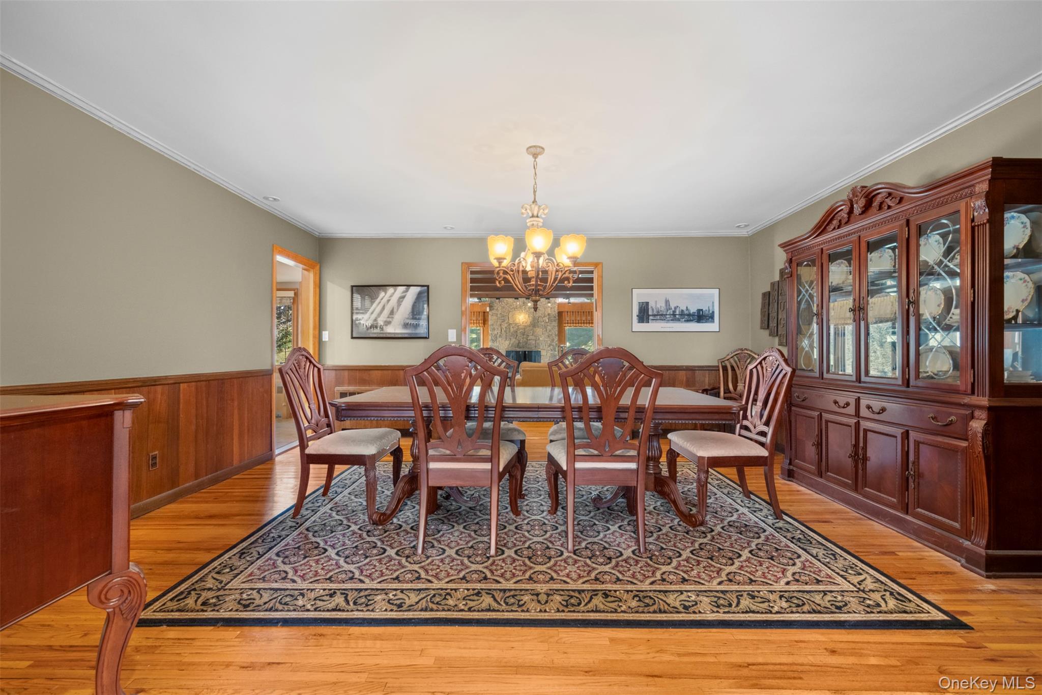 #7 photo, 22 Ravine Road, Great Neck , NY 11023