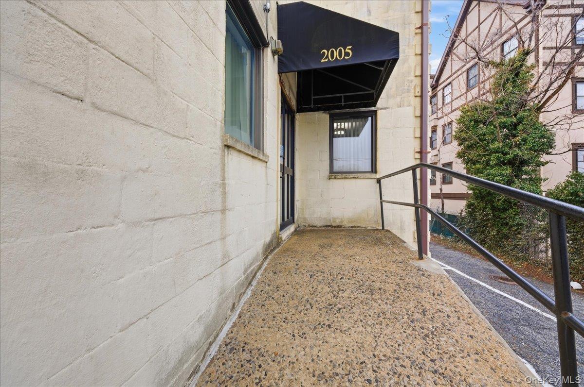 #10 photo, 2005 Palmer Avenue, Larchmont , NY 10538