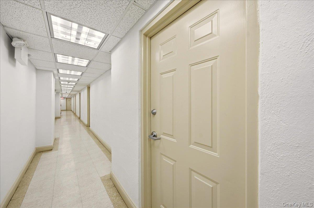 #4 photo, 2005 Palmer Avenue, Larchmont , NY 10538