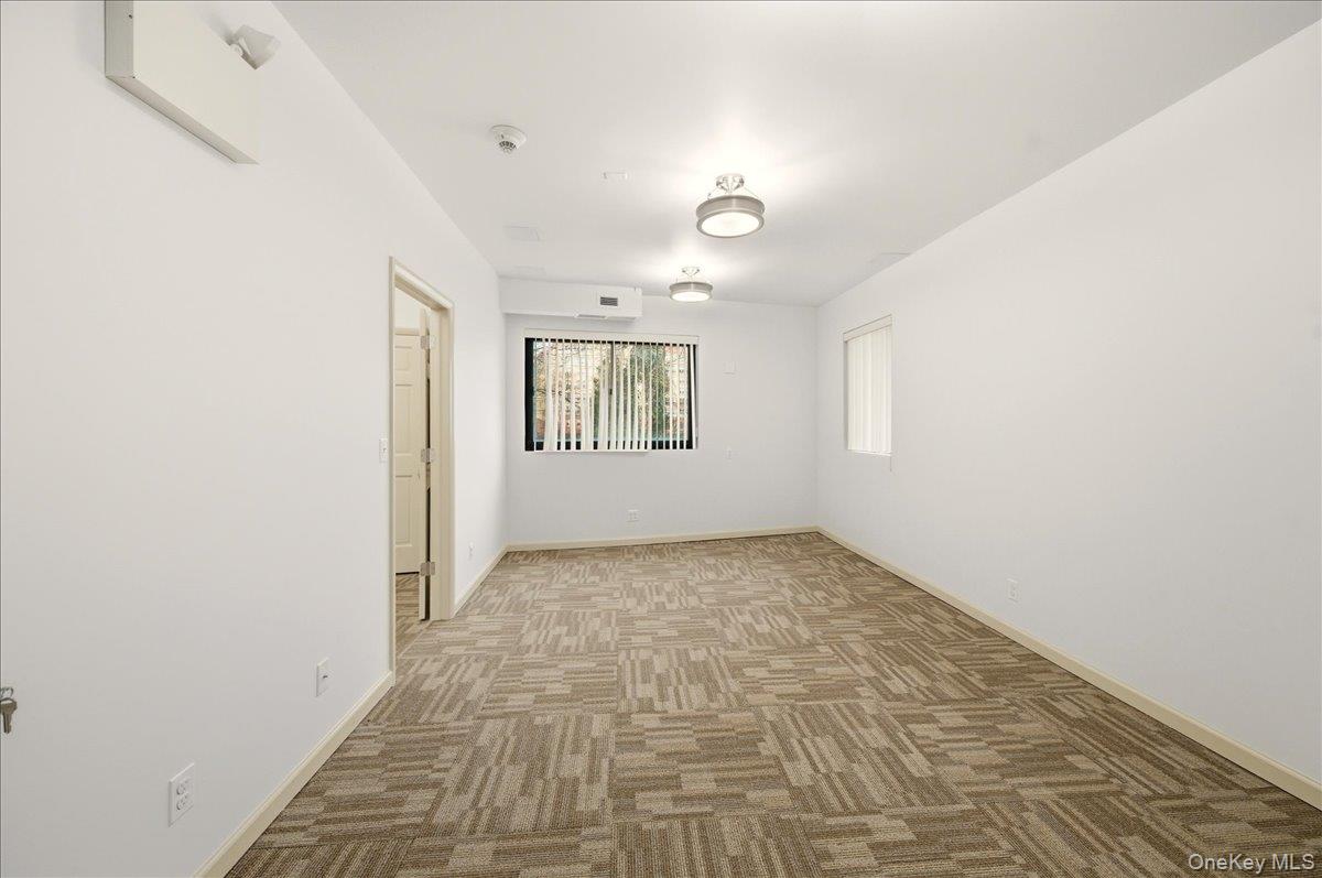 #5 photo, 2005 Palmer Avenue, Larchmont , NY 10538