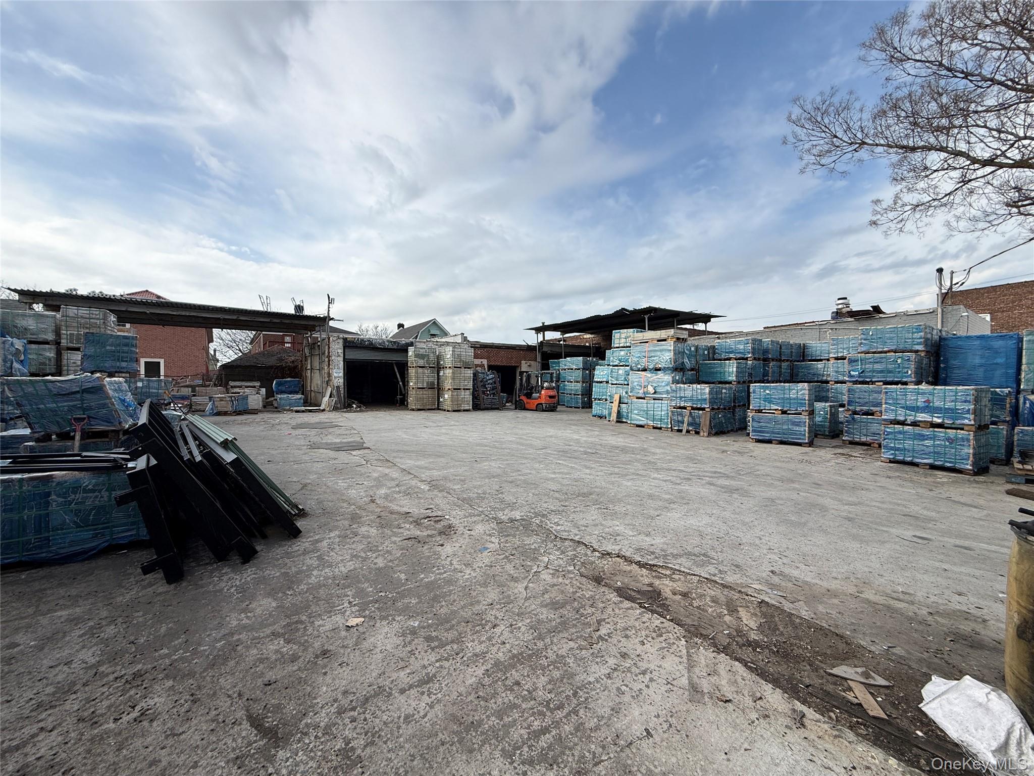 #5 photo, 11552 Lefferts Boulevard, كوينز South Ozone Park , NY 11420