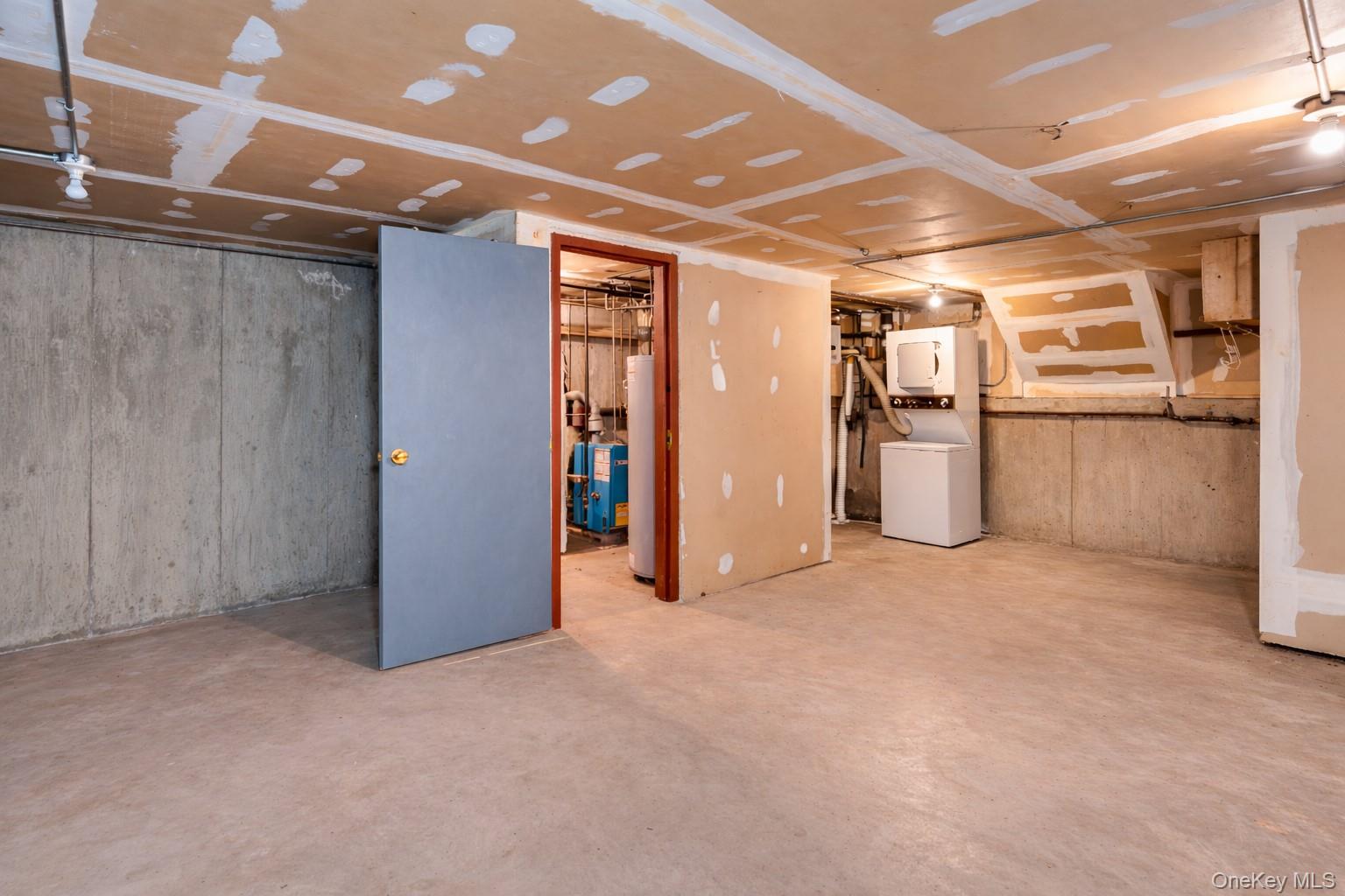 #17 photo, 2524 West Street, Brooklyn , NY 11223