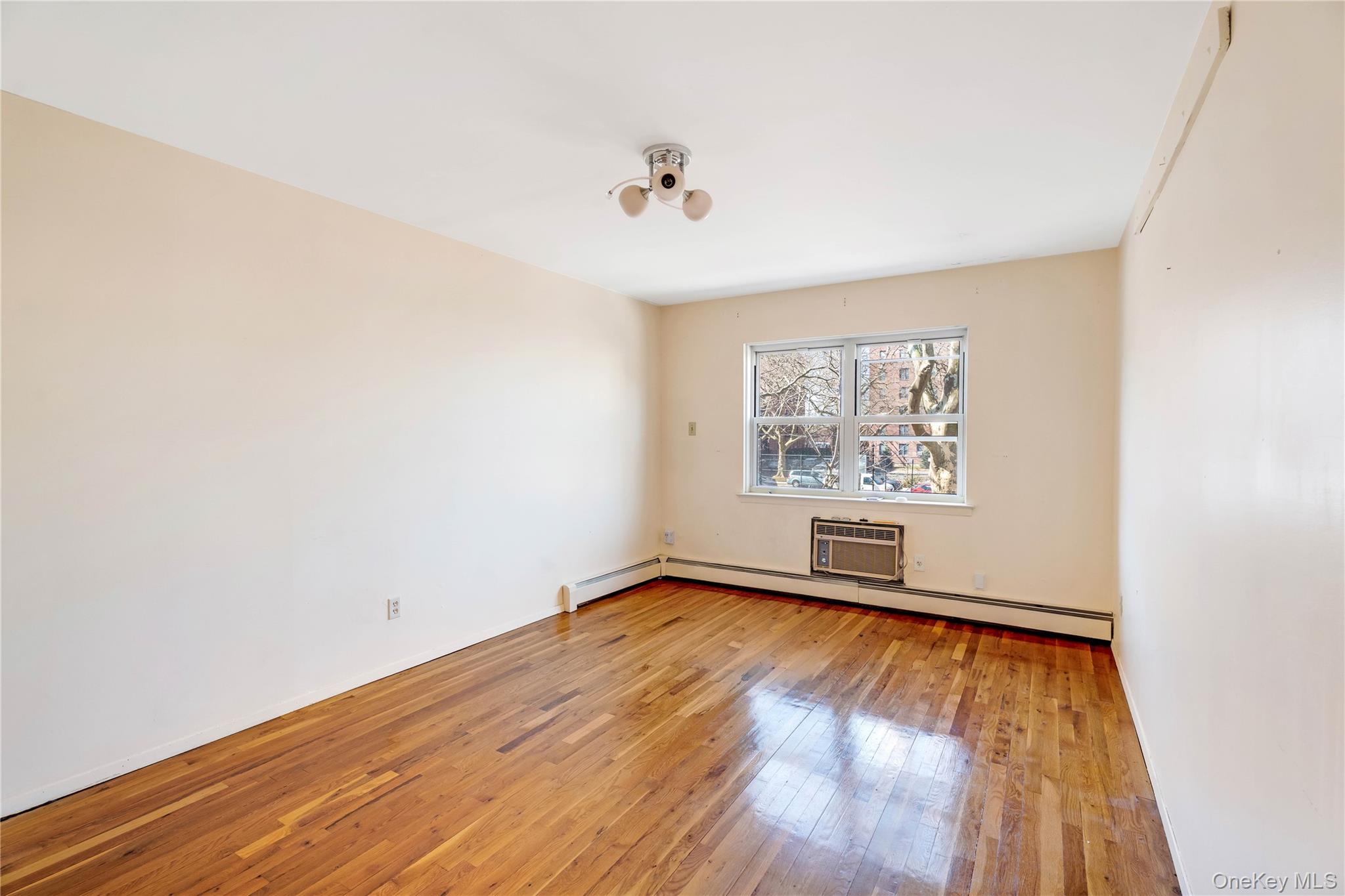 #7 photo, 2524 West Street, Brooklyn , NY 11223