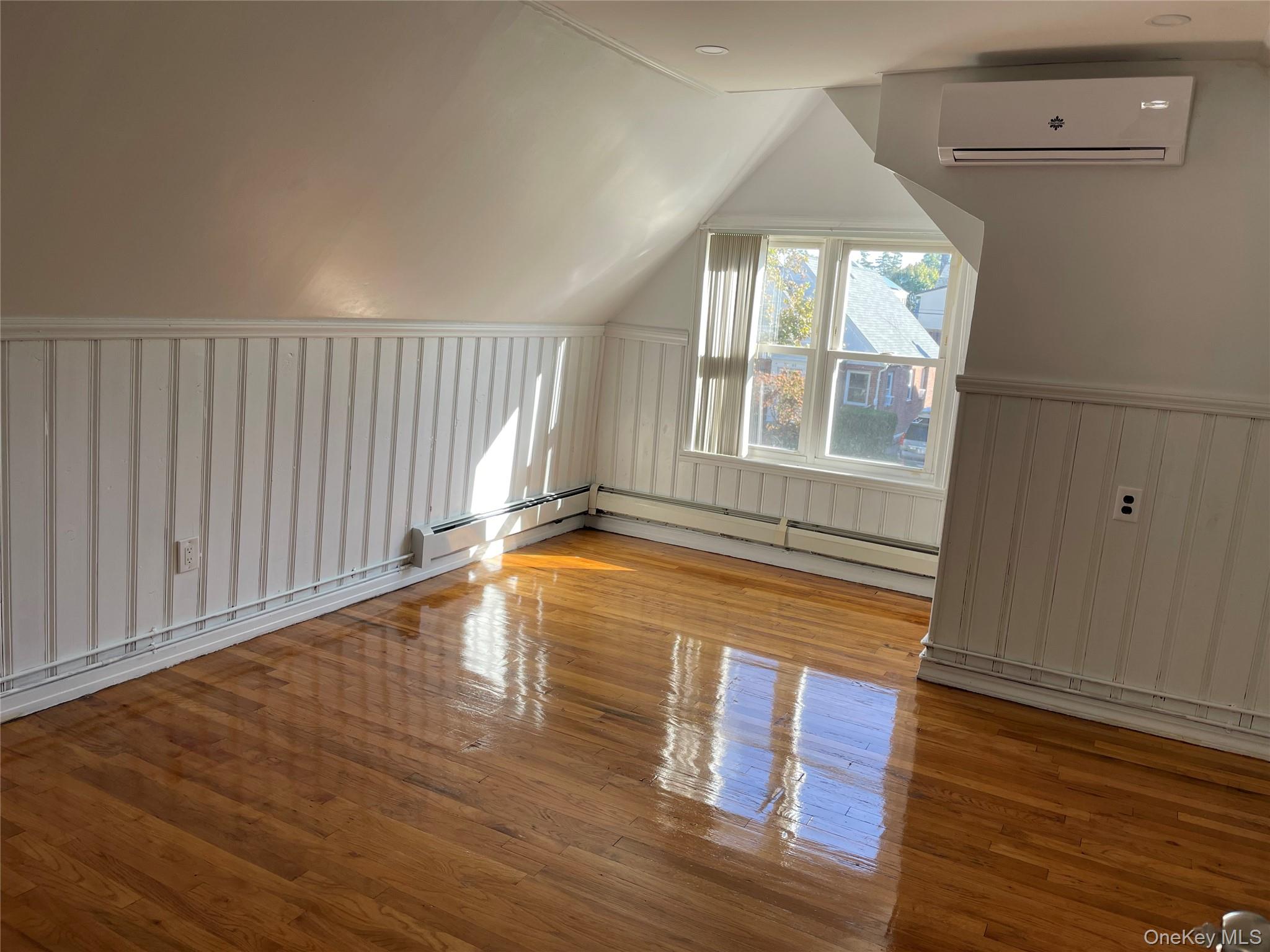 #2 photo, 7662 172nd Street, Fresh Meadows , NY 11366