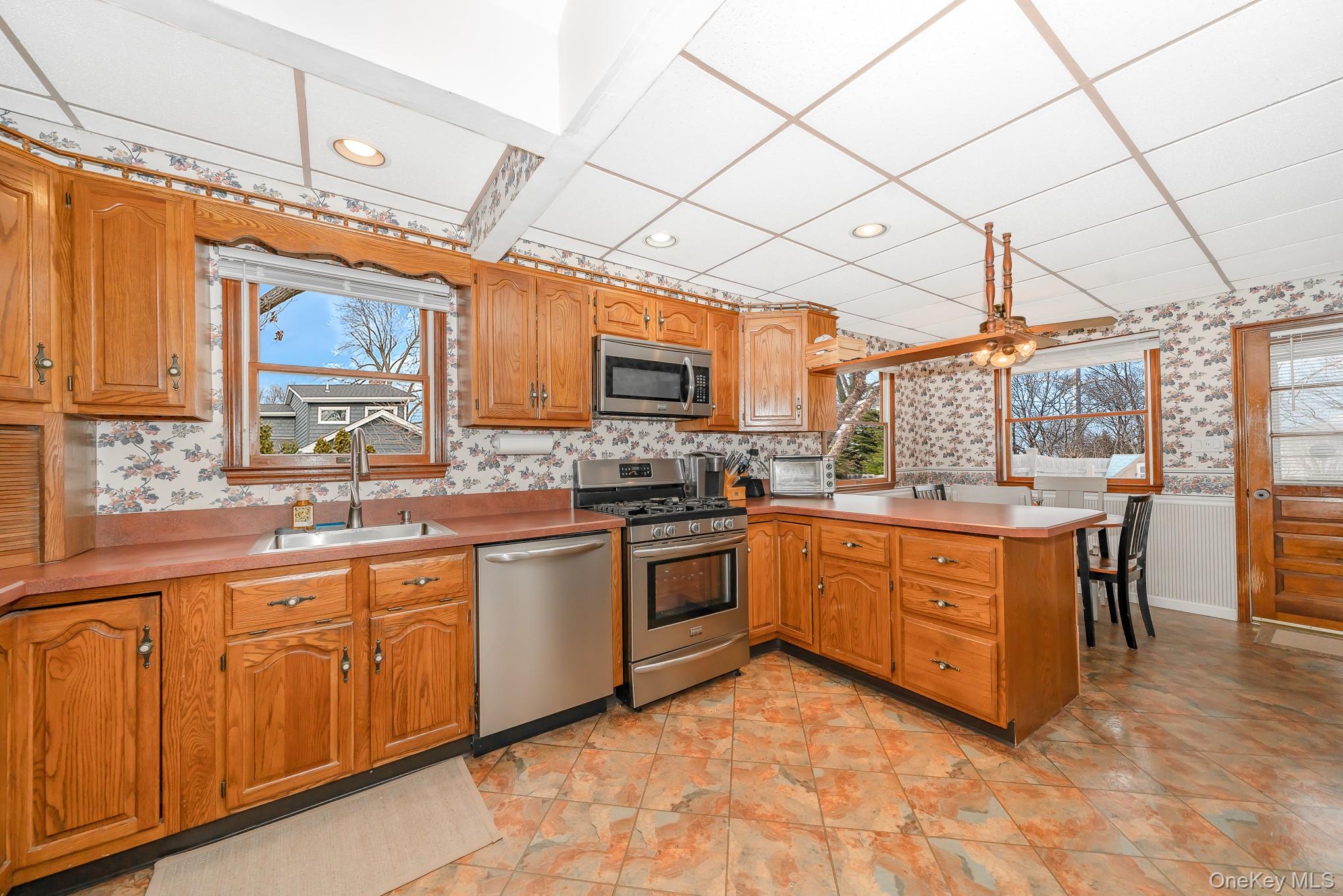 #10 photo, 48 Butler Street, 롱 아일랜드 West Islip , NY 11795